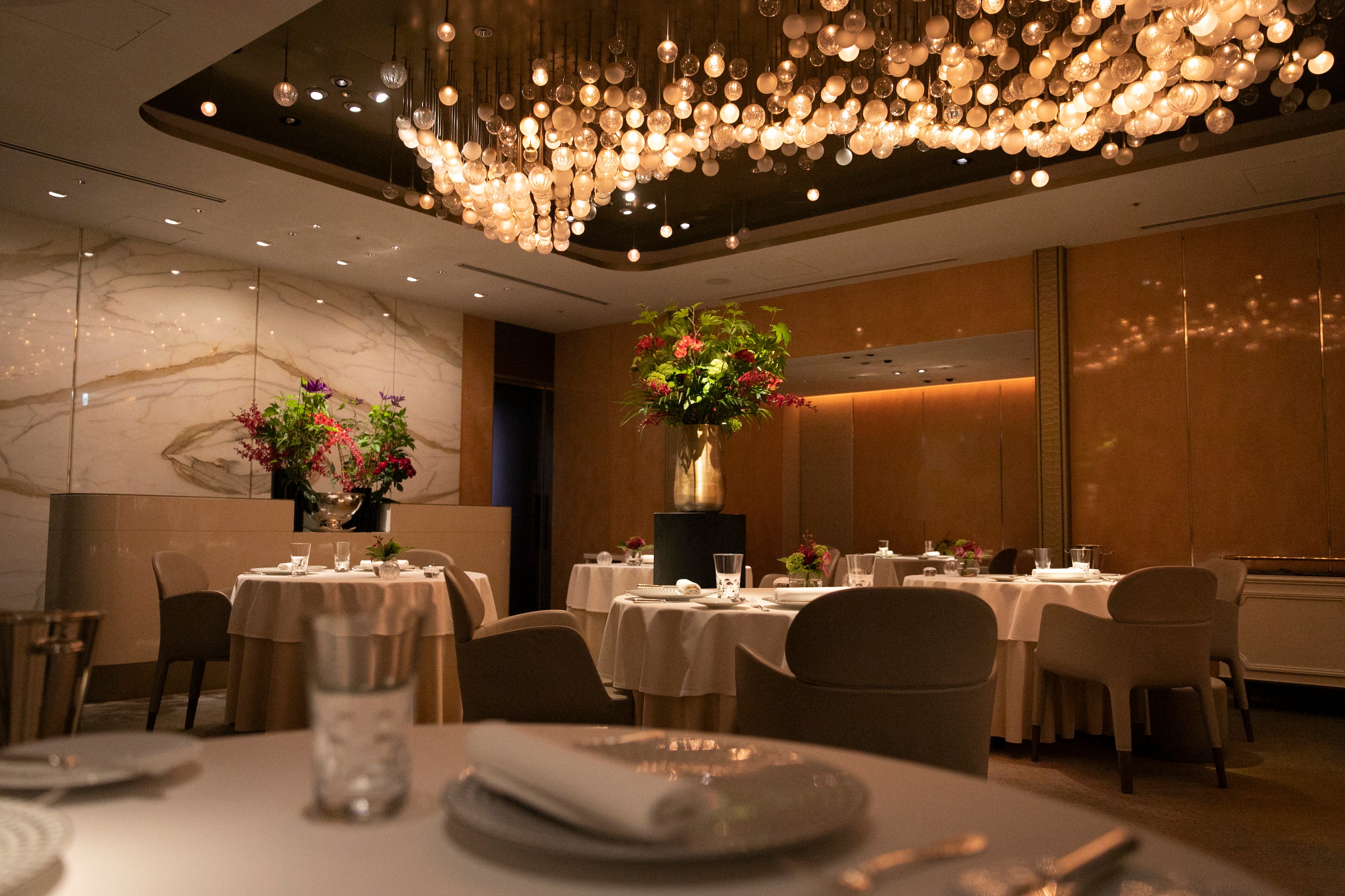 銀座レカン　店内