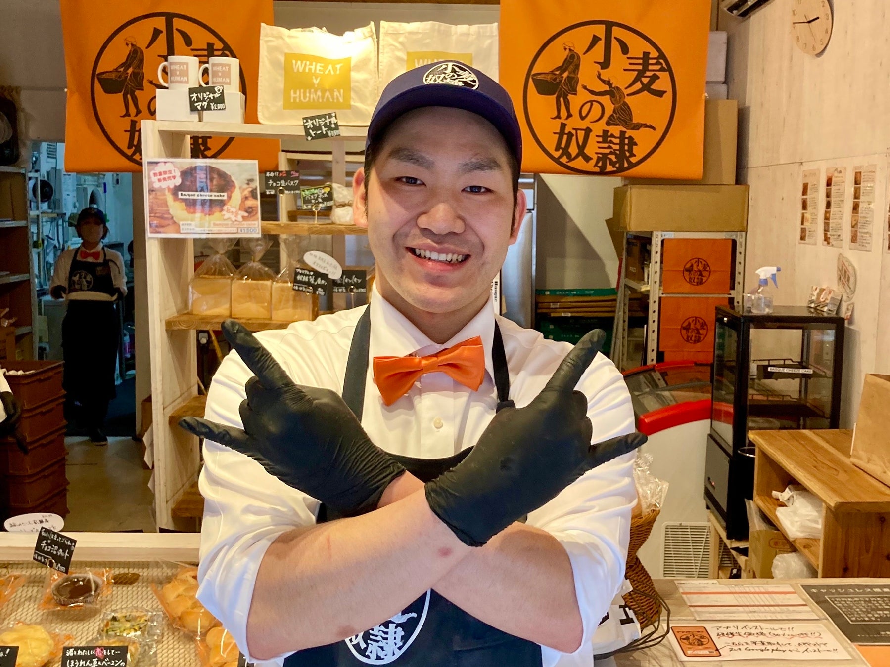 苫小牧店店⻑のぶ