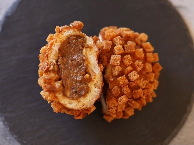 「カリガリ×ザックザクカレーパン」