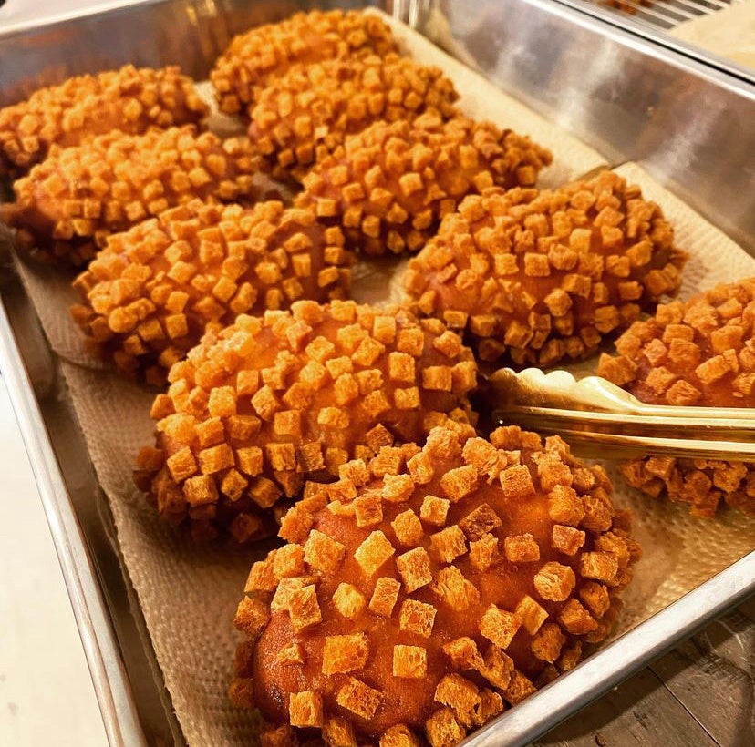 名物ザックザクカレーパン