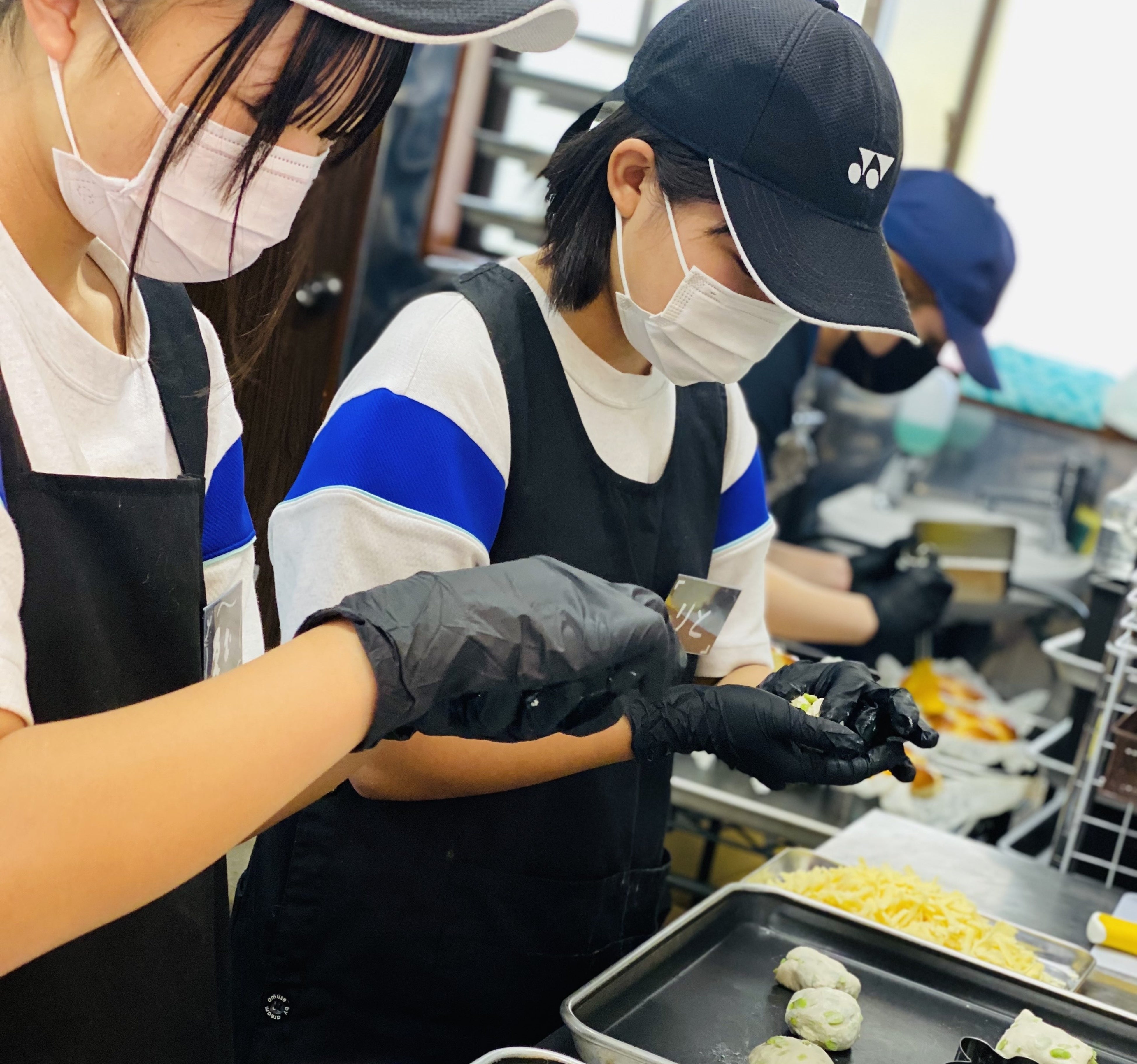 小麦の奴隷 真岡店での職場体験の様子