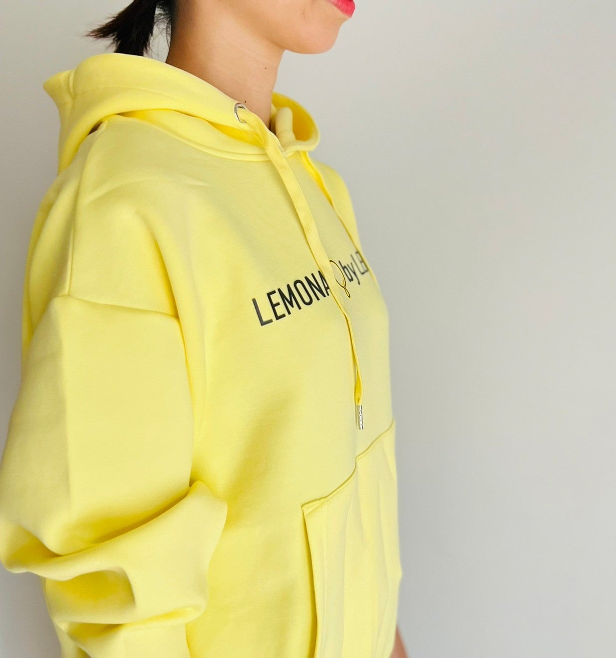 LEMONICA ラバーロゴパーカー  イエロー