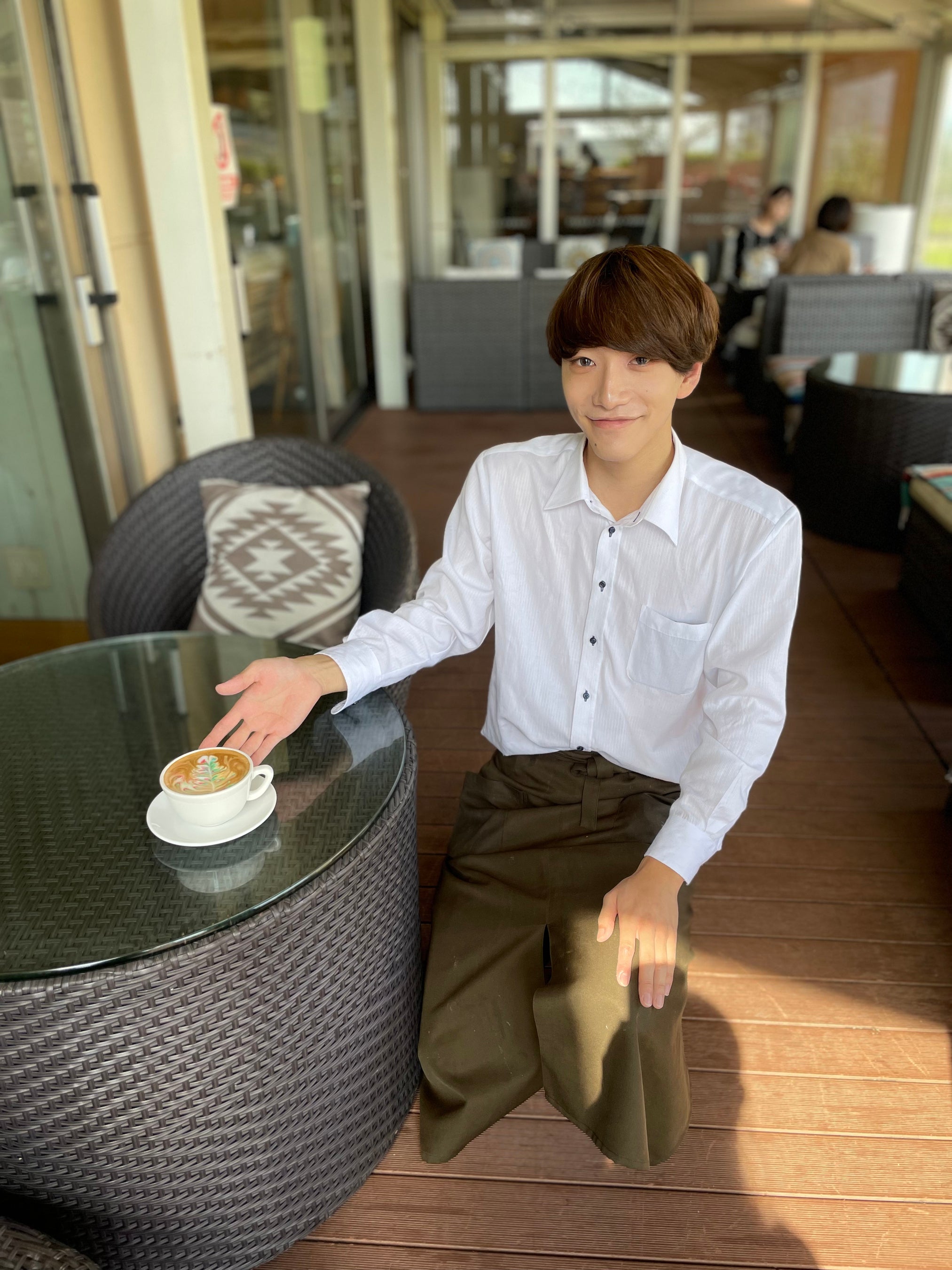 レインボーラテ考案者のサブリナ金沢店 千田