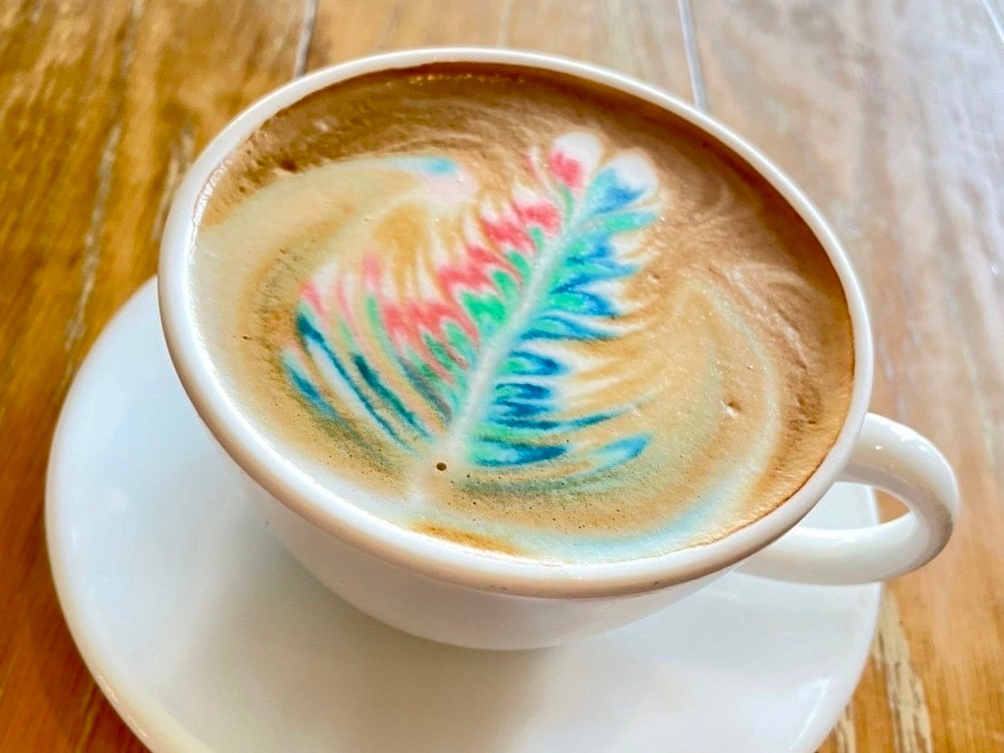 レインボーラテ