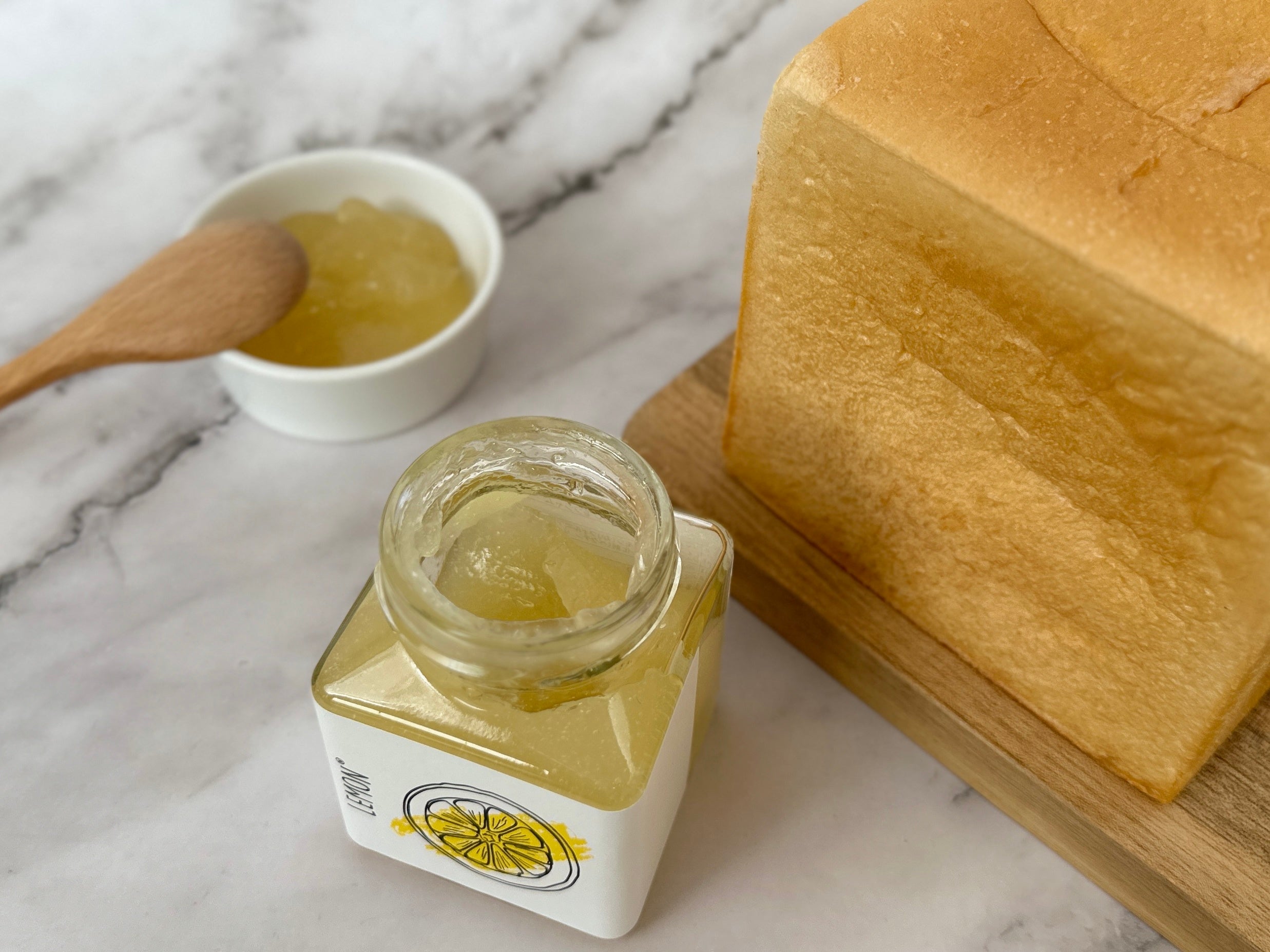 食パン購入者にジャムを1個プレゼント！