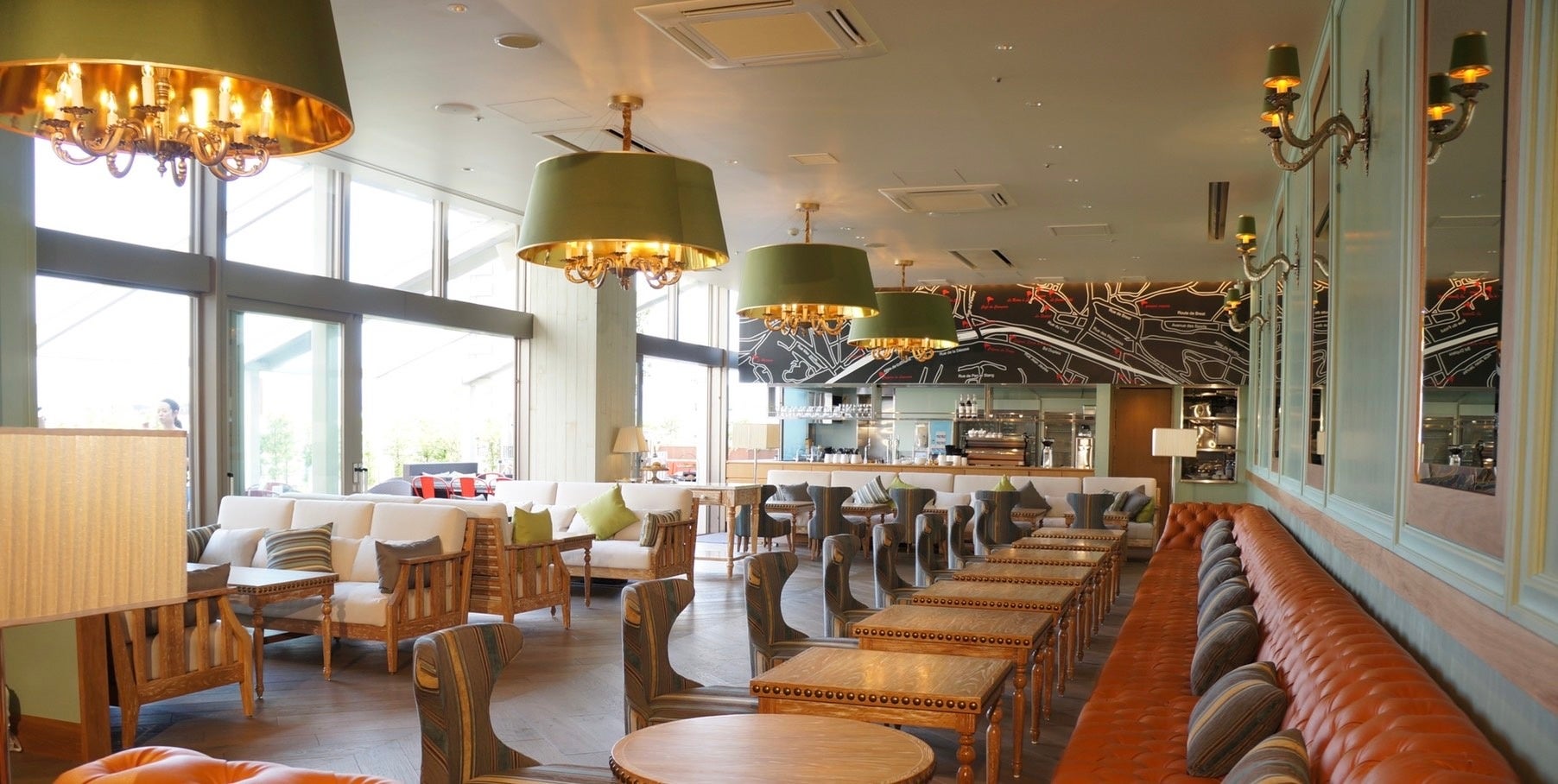 sabrina cafe ＆ terrace 金沢フォーラス店