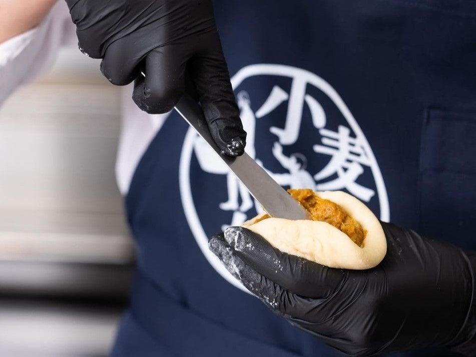 全国に100店舗を展開する【小麦の奴隷】