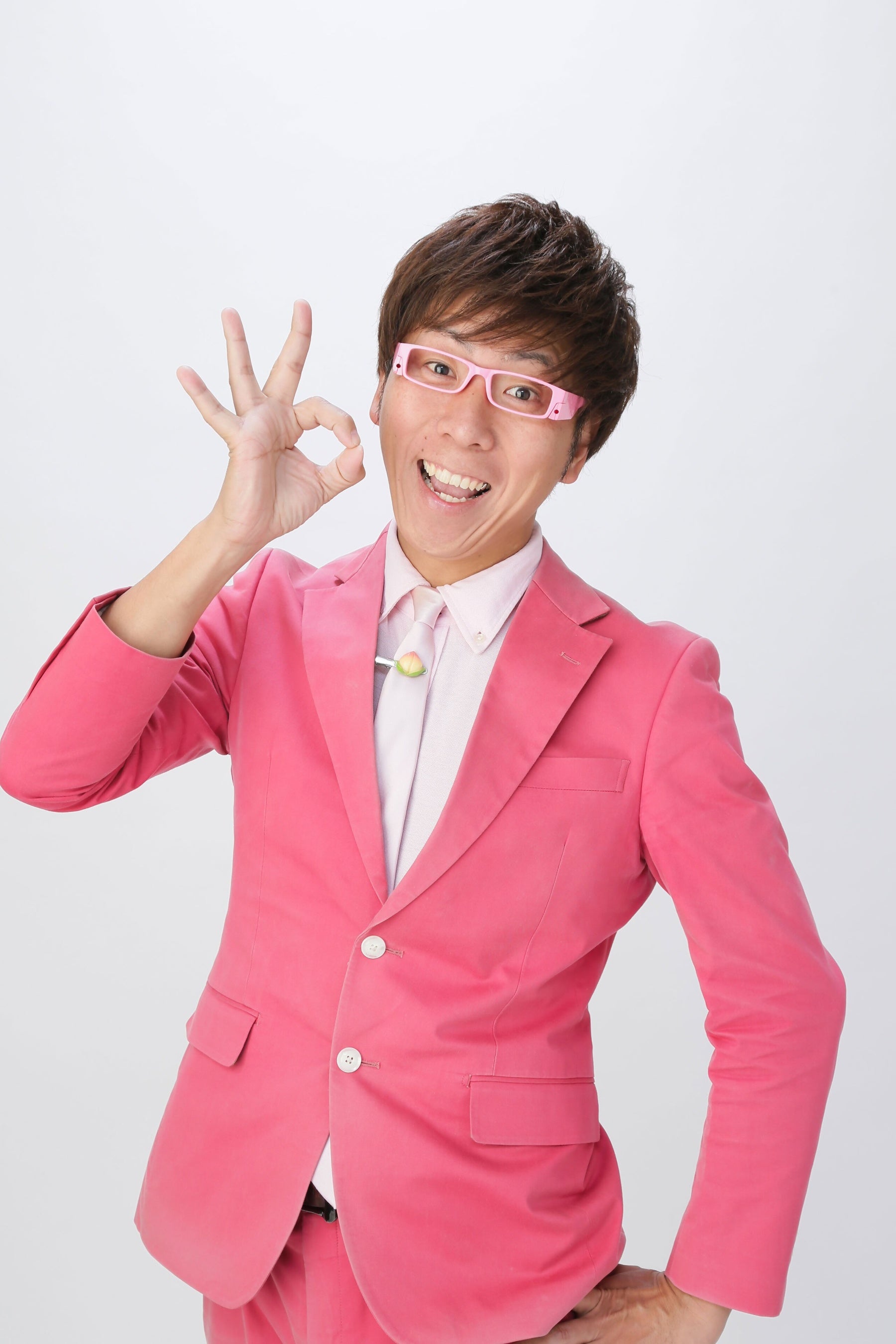 江西あきよし（©YOSHIMOTO KOGYO CO.,LTD.）