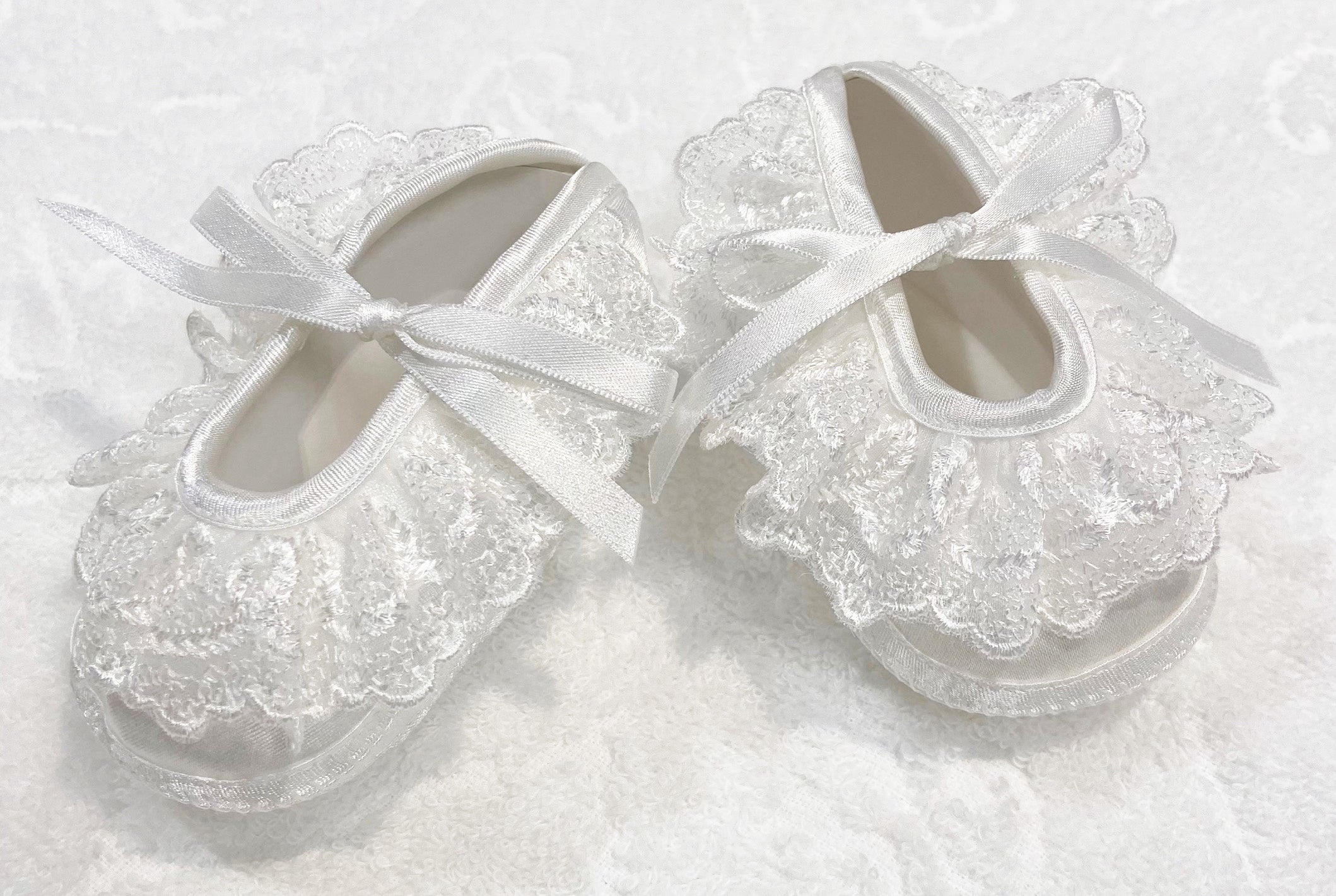 ノベルティのオリジナルファーストシューズ