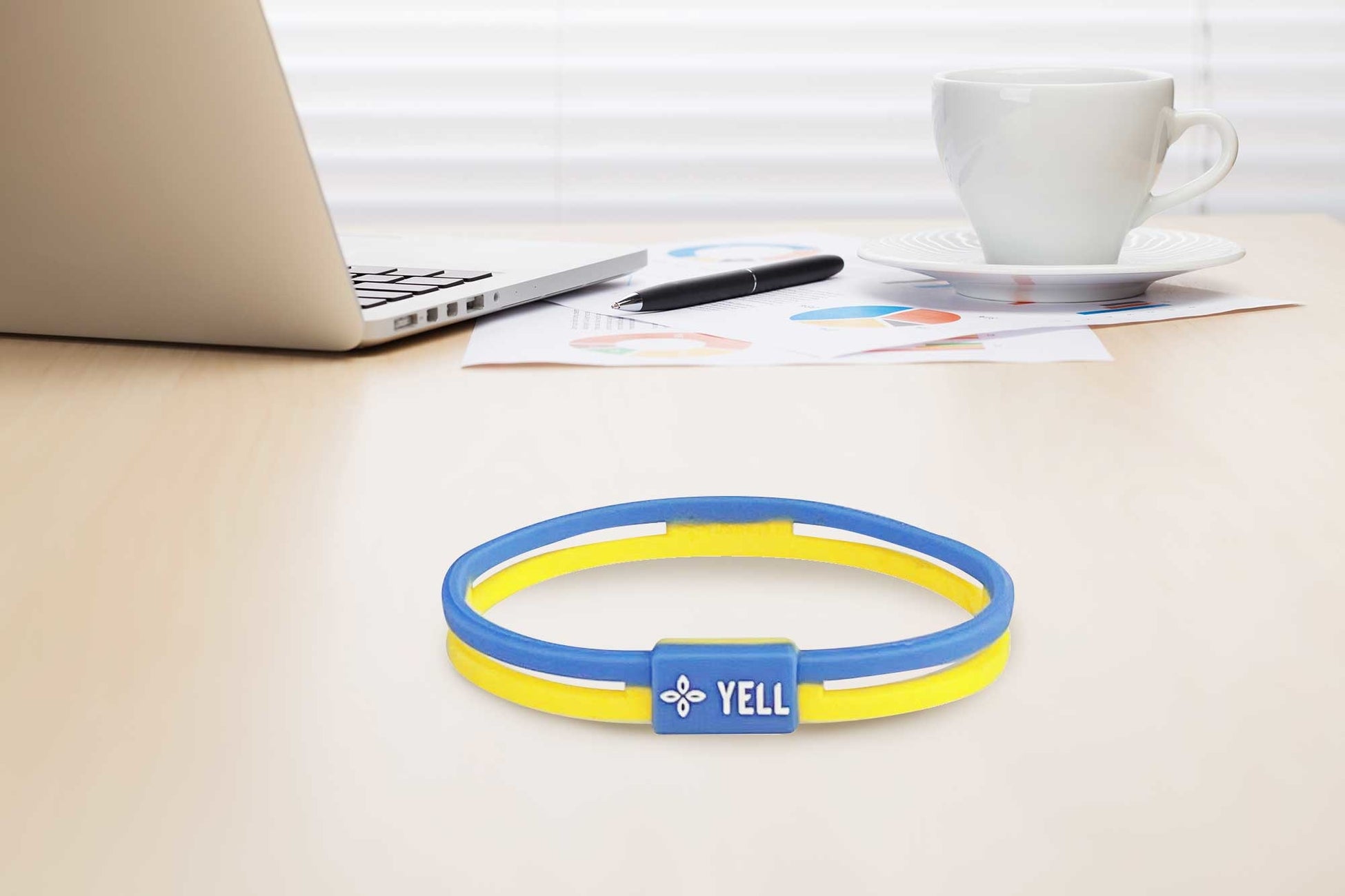 ウクライナカラーのブレスレット