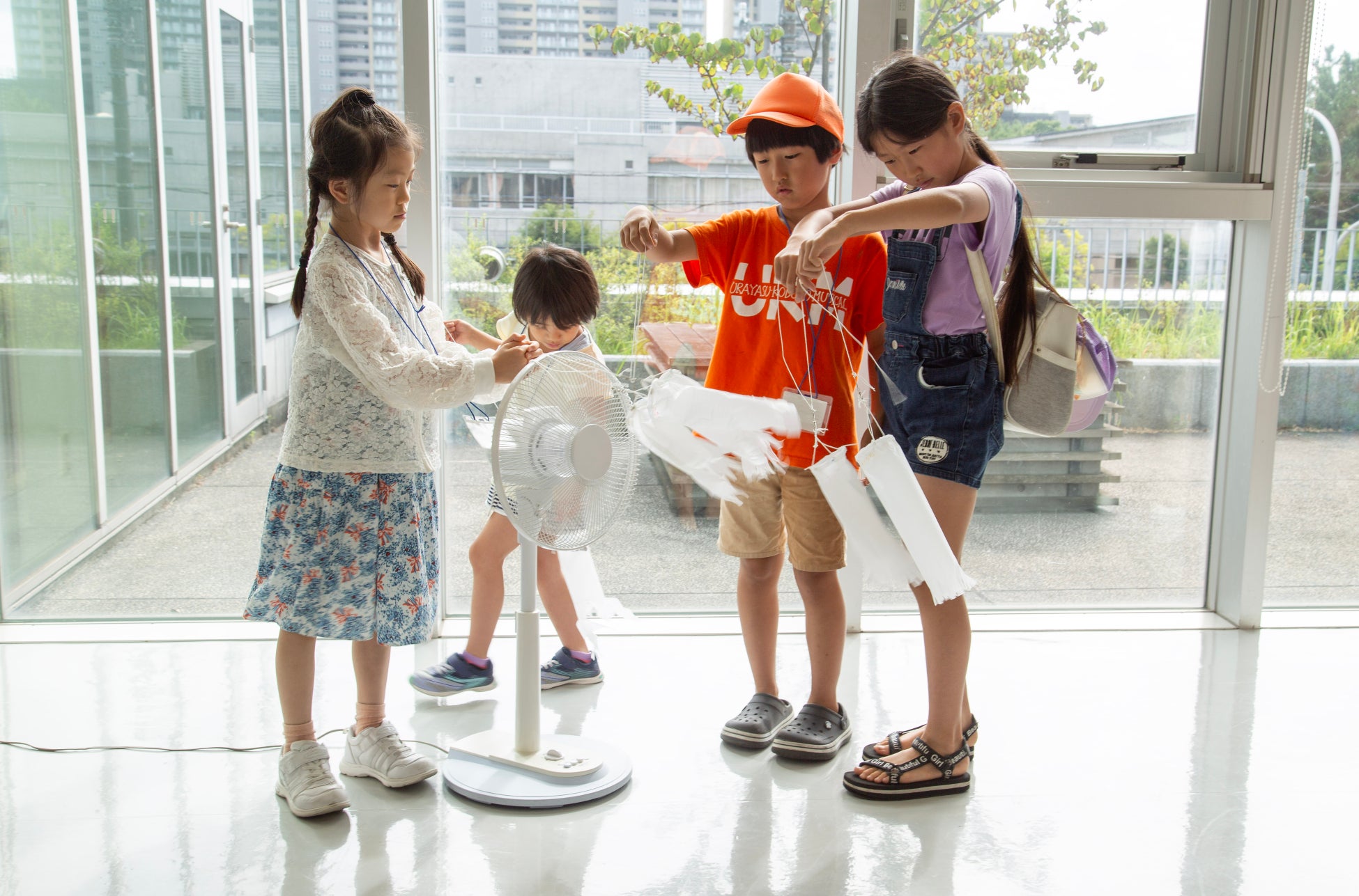 ▲ これまでのワークショップの様子 9月3日「風の子をつくろう」