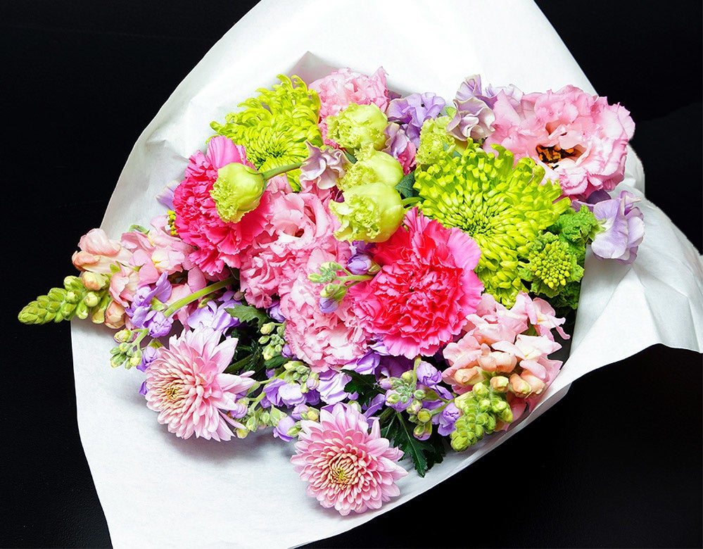 花市場から直送で長持ち 色とりどりの春の花に思いを込めた 彼岸の花束 和 洋2種 株式会社 食文化のプレスリリース 花市場から直送で長持ち 色とりどりの春の花に思いを込めた 彼岸の花束 和 洋2種 株式会社 食文化のプレスリリース