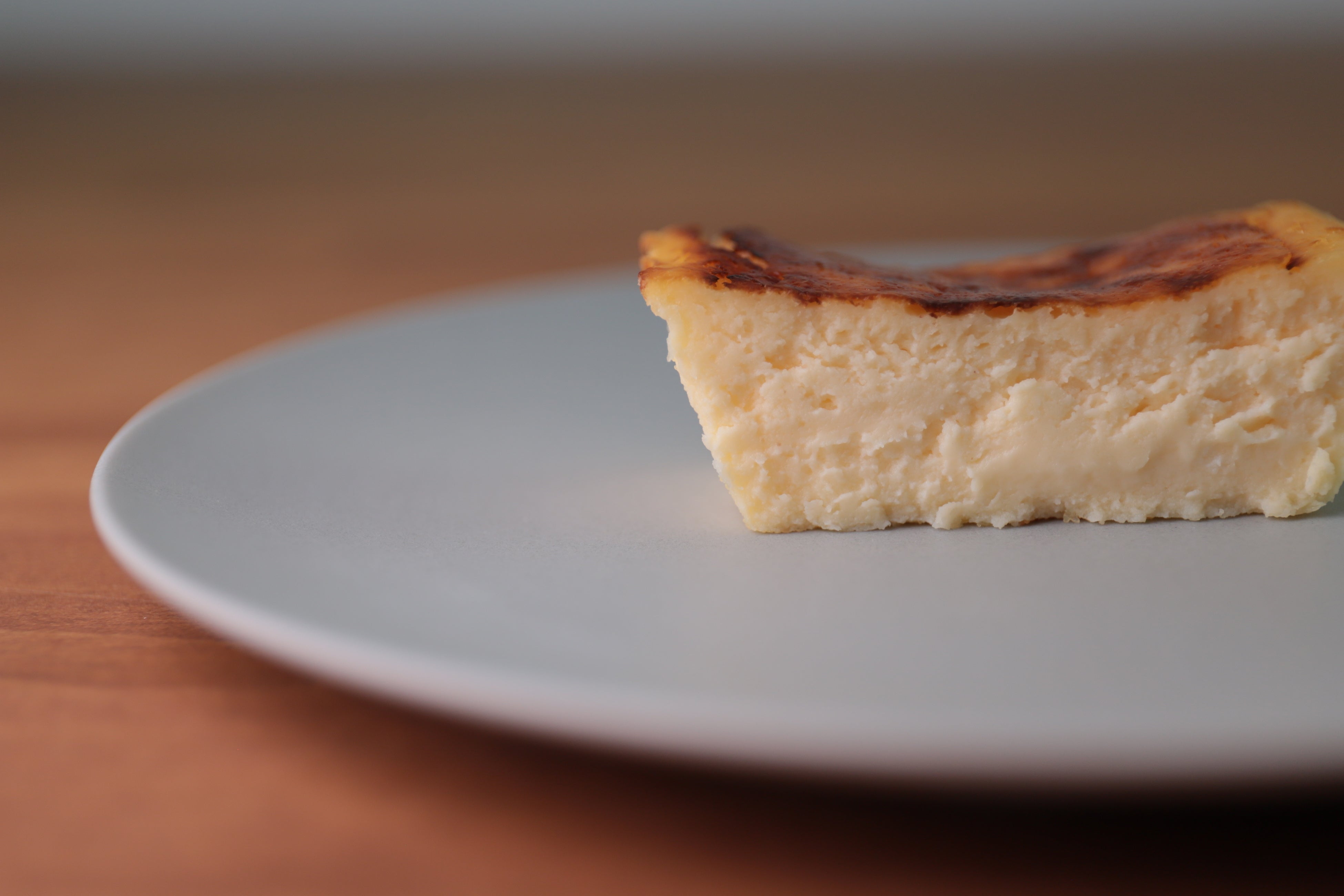 銀座のミシュラン2つ星スペイン料理店監修 バスクチーズケーキ が９日間限定でjr成田駅 千葉県成田 市 に登場 Migホールディングス株式会社のプレスリリース