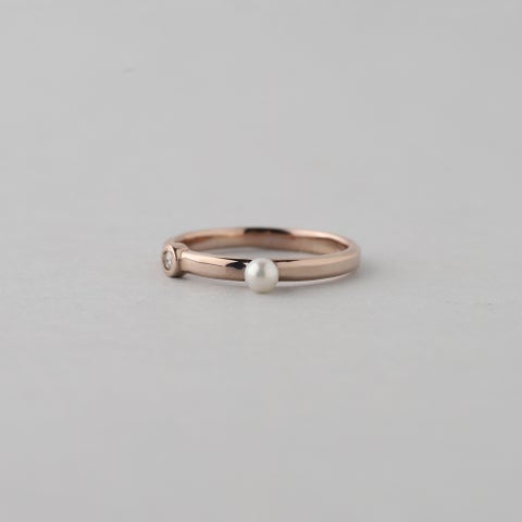 高橋愛×SIENAROSEが結婚10周年を祝う特別なアニバーサリージュエリーを発売 高橋愛×SIENAROSEが結婚10周年を祝う特別なアニバーサリージュエリーを発売