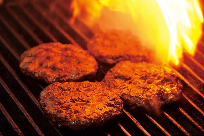 特製高火力グリルで、ふっくらジューシーに