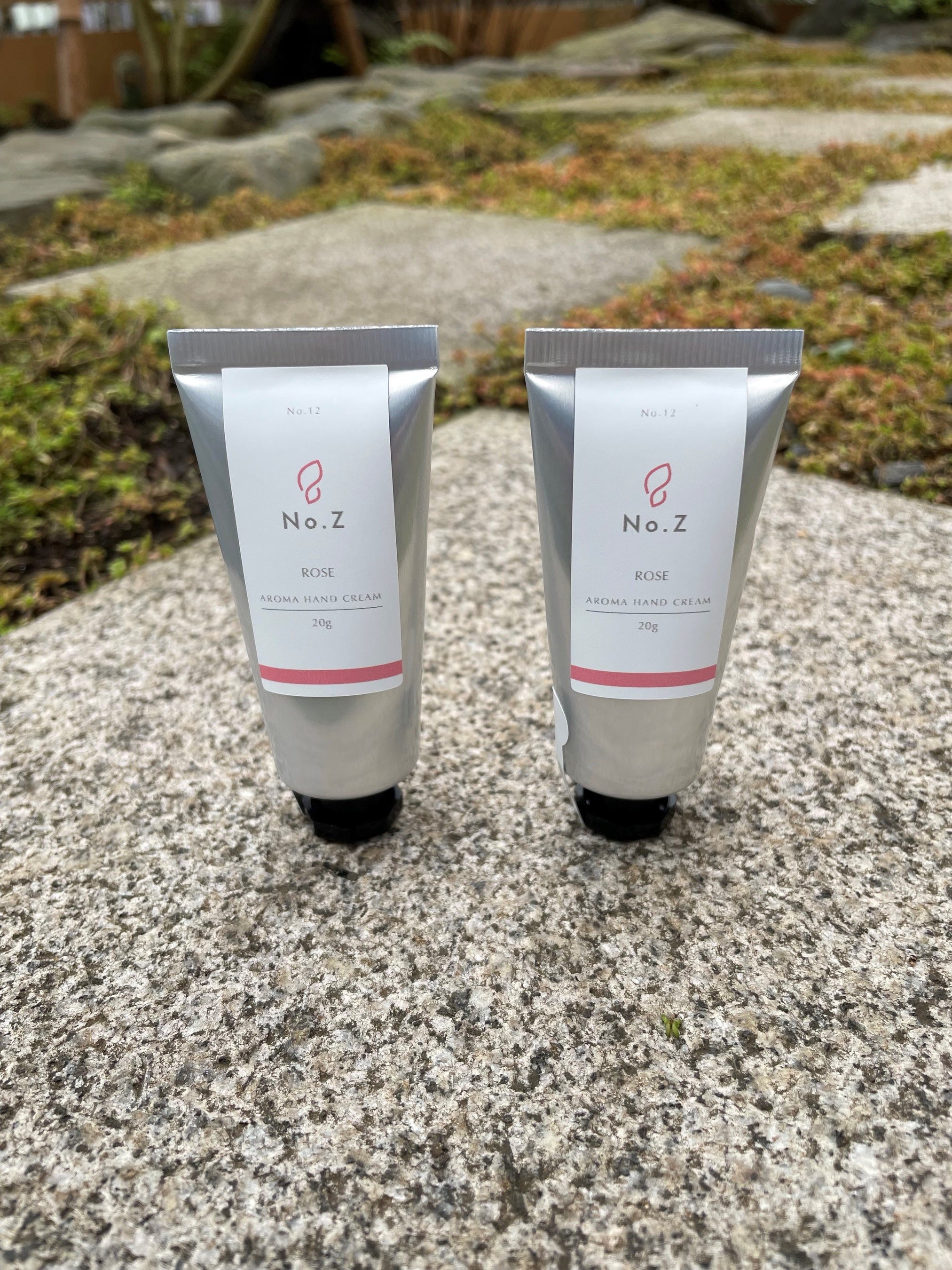 香りのある暮らしで心身を健康に！炭屋がアロマブランド「No.Z」を