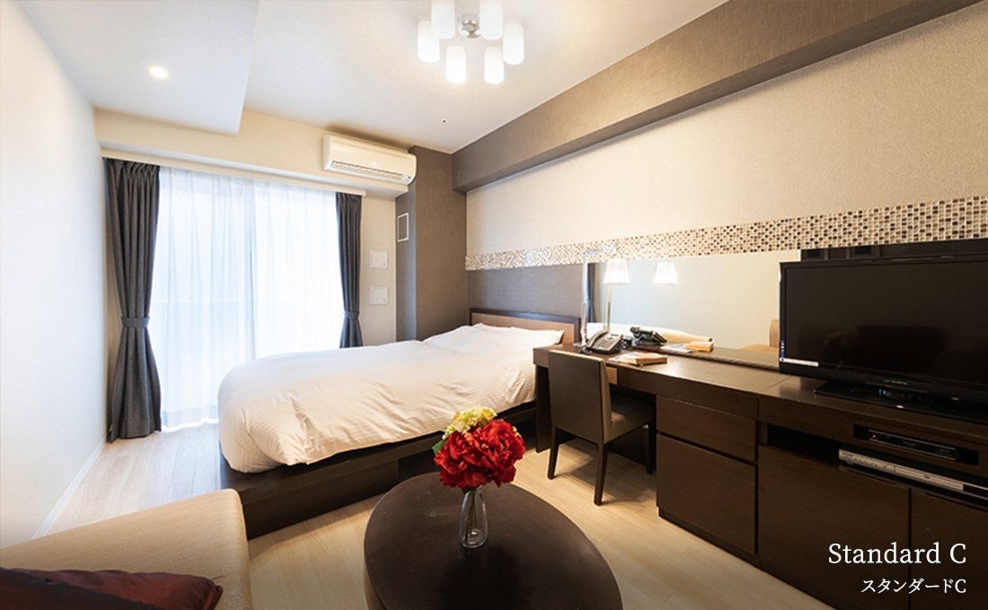 Wi-Fi完備でテレワークも可能な高級感のある室内