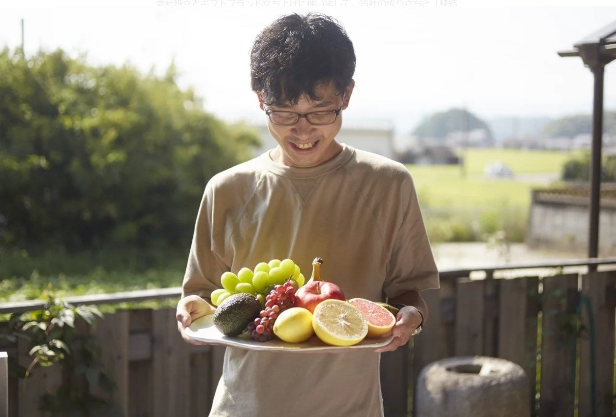 店主・杉下が百貨店のフルーツ専門店で働いた経験から、お客様のオーダーに合わせたご提案を行います