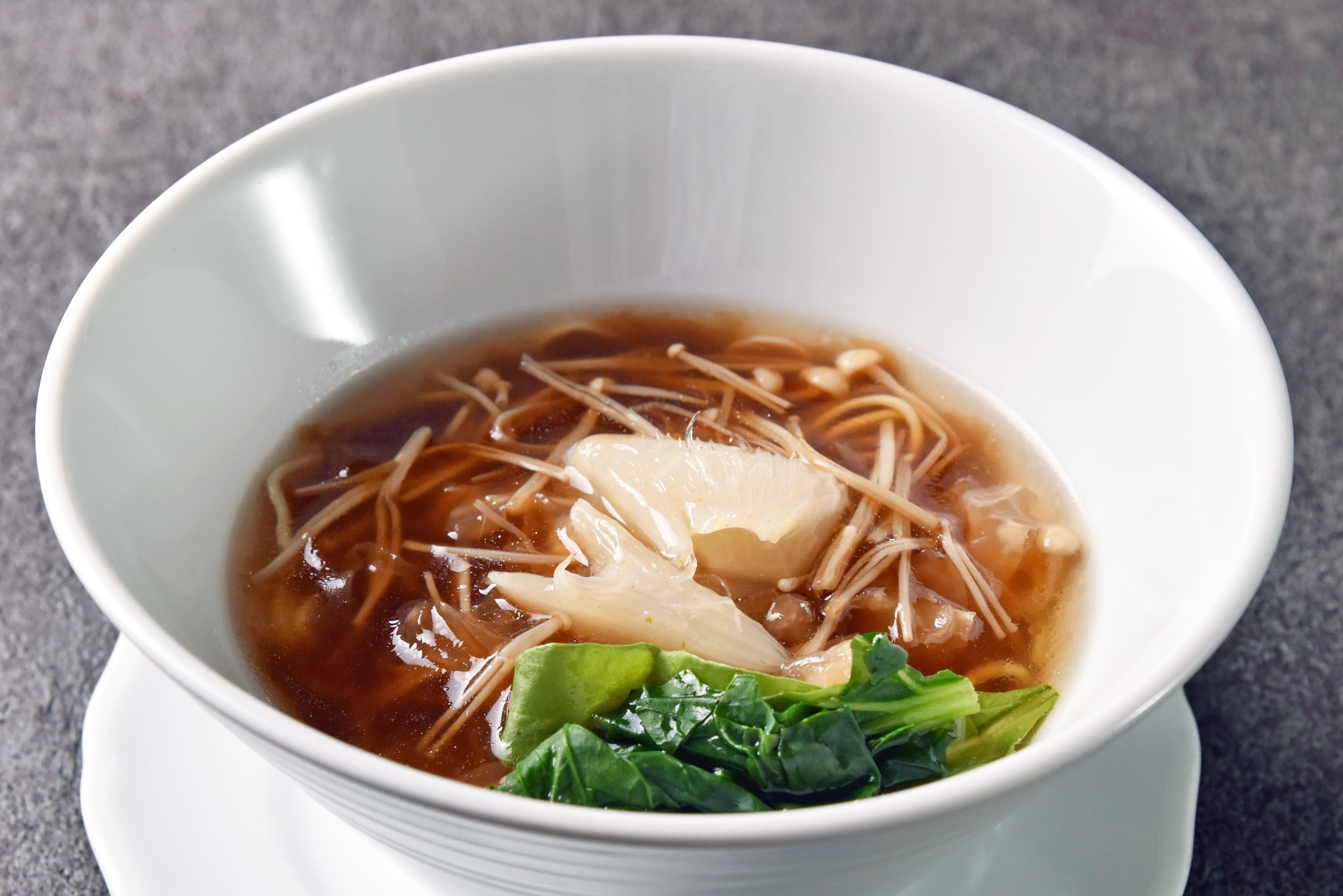 ふかひれ入りスープそば