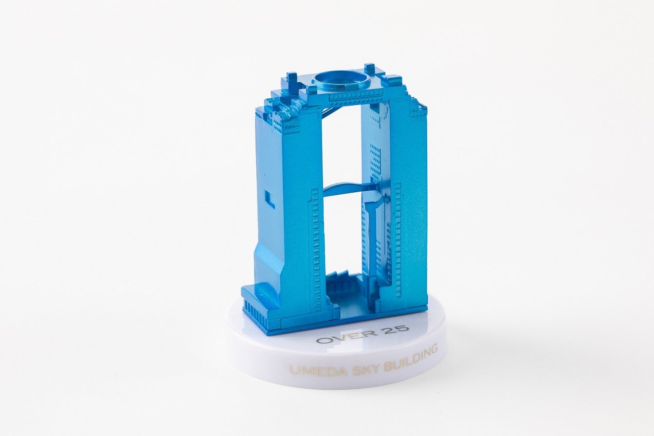 海洋堂製　限定梅田スカイビルフィギュア