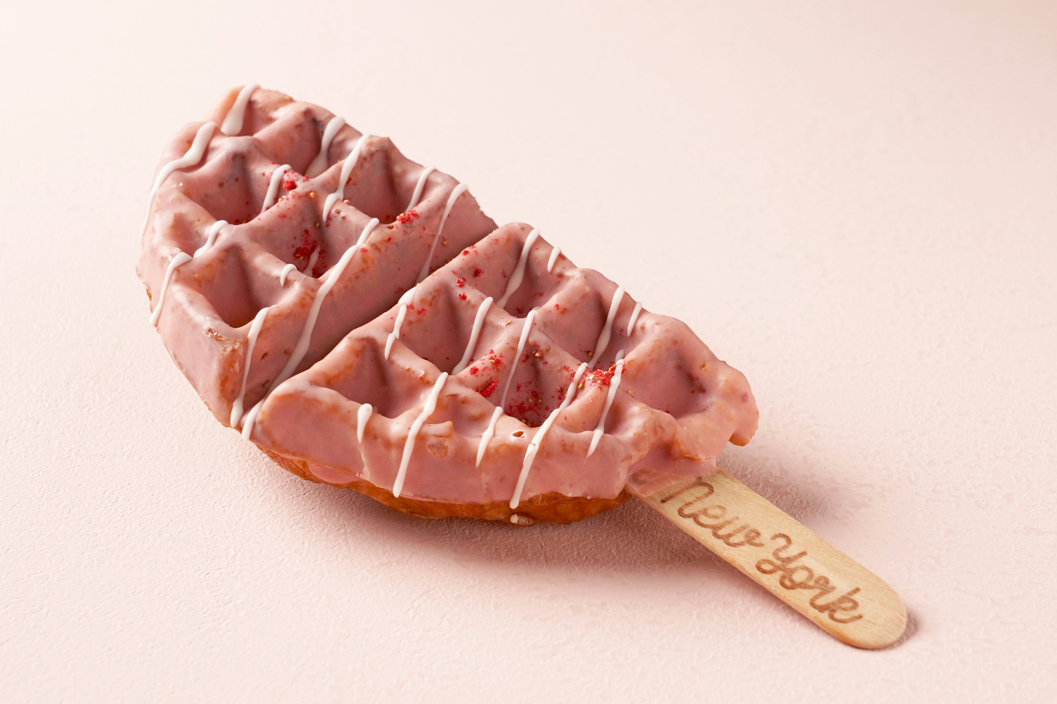 ストロベリークロッフル（イメージ）