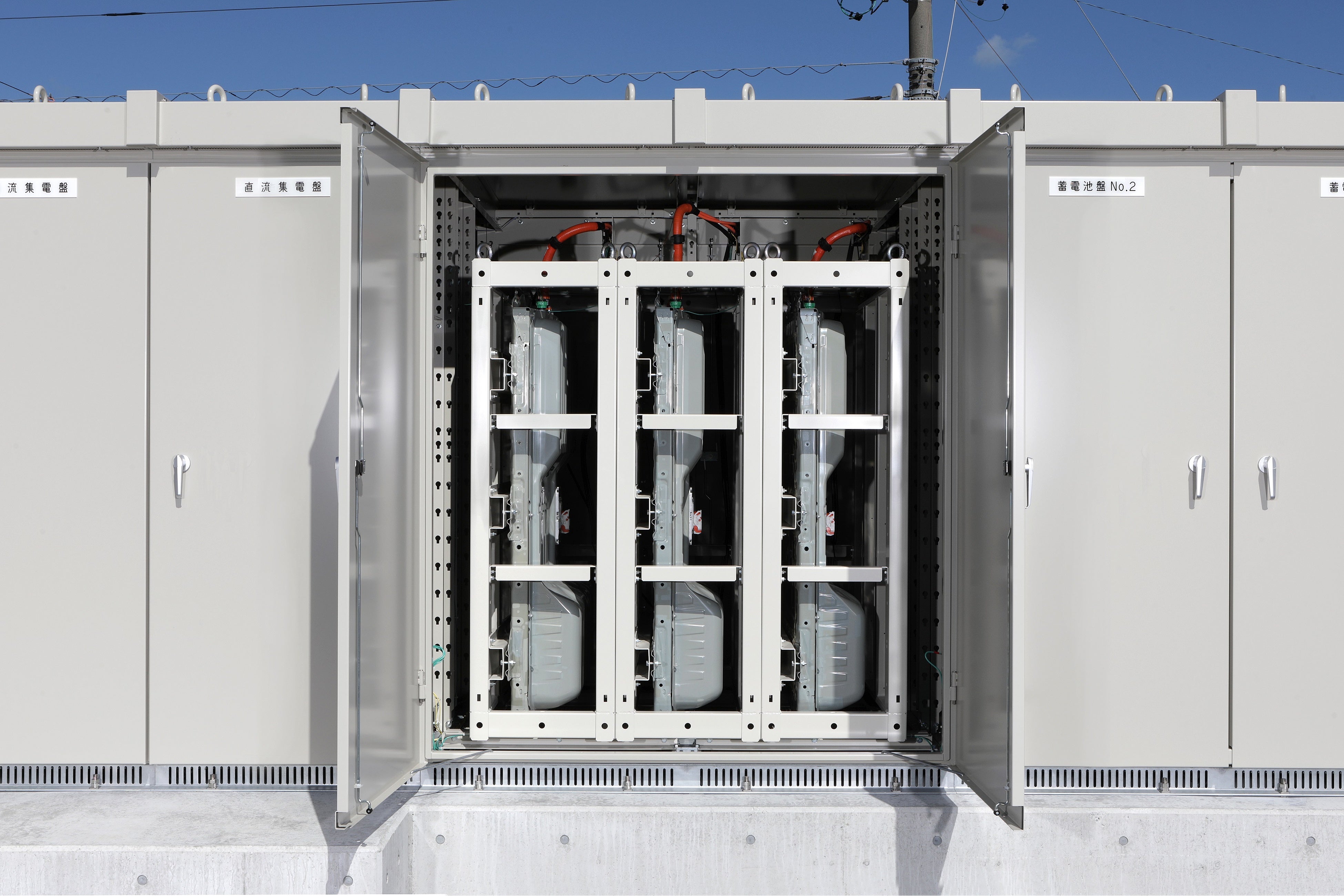 車載用バッテリーパックを搭載した蓄電池設置事例