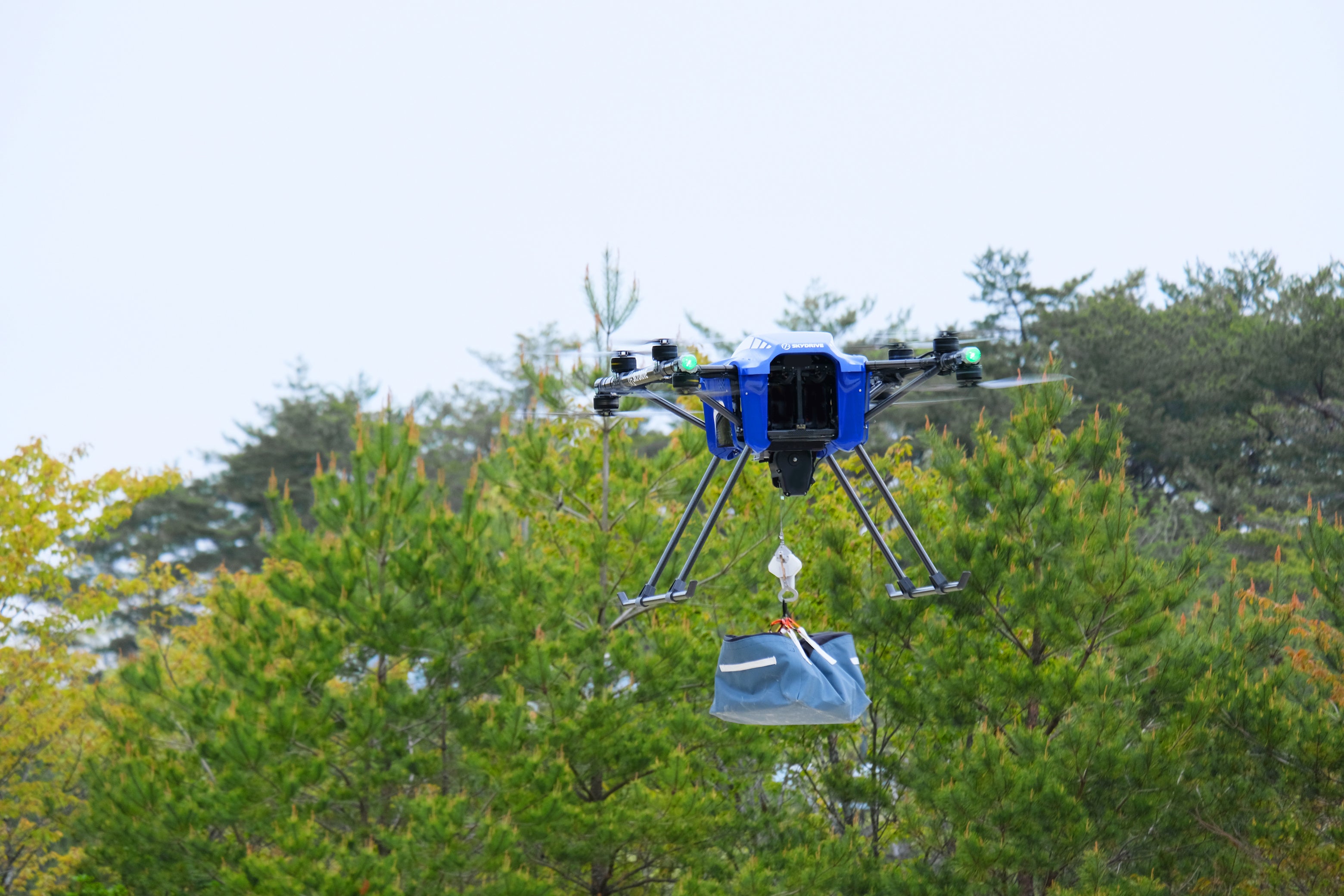 物流ドローン「SkyLift」