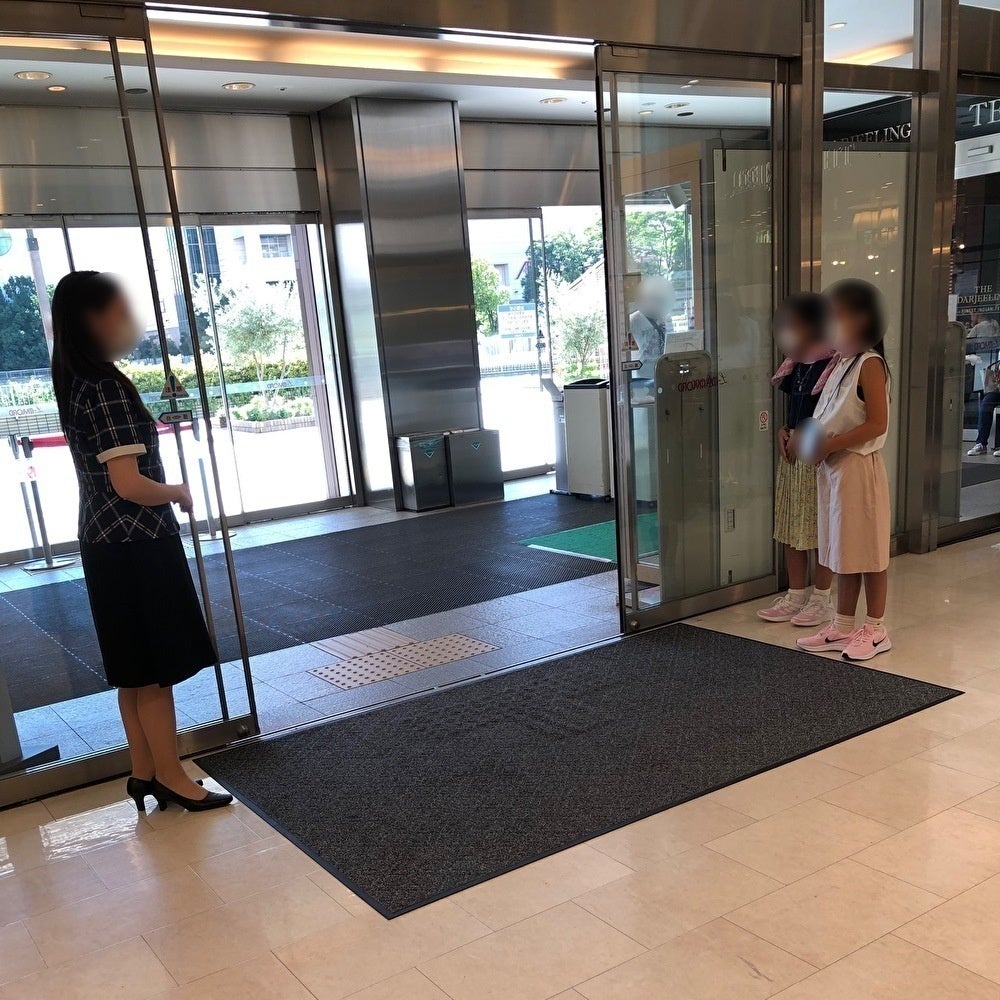 ＜新百合ヶ丘エルミロード　おしごと体験の様子＞