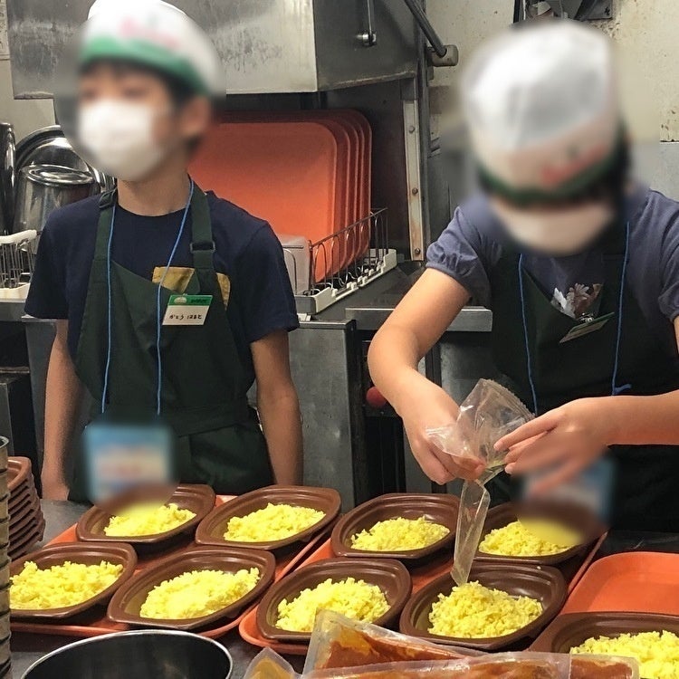 ＜ビナウォーク　おしごと体験の様子＞