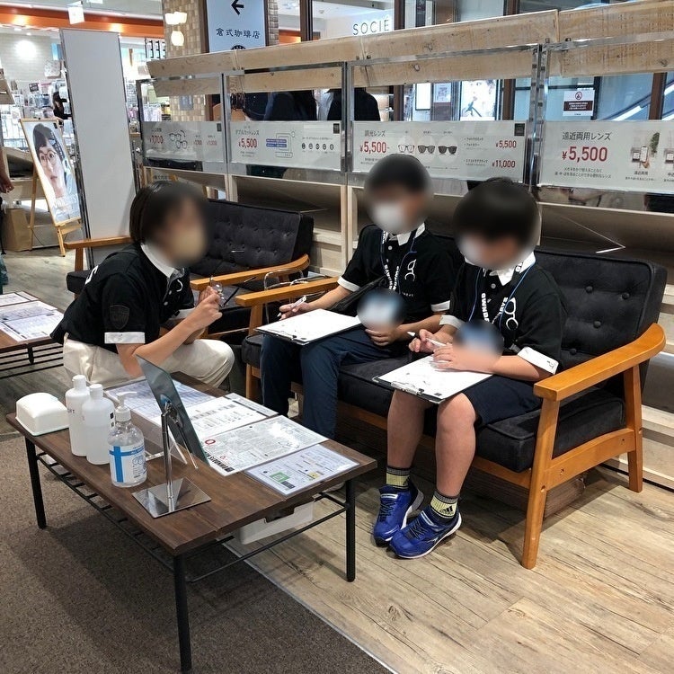 ＜新百合ヶ丘エルミロード　おしごと体験の様子＞