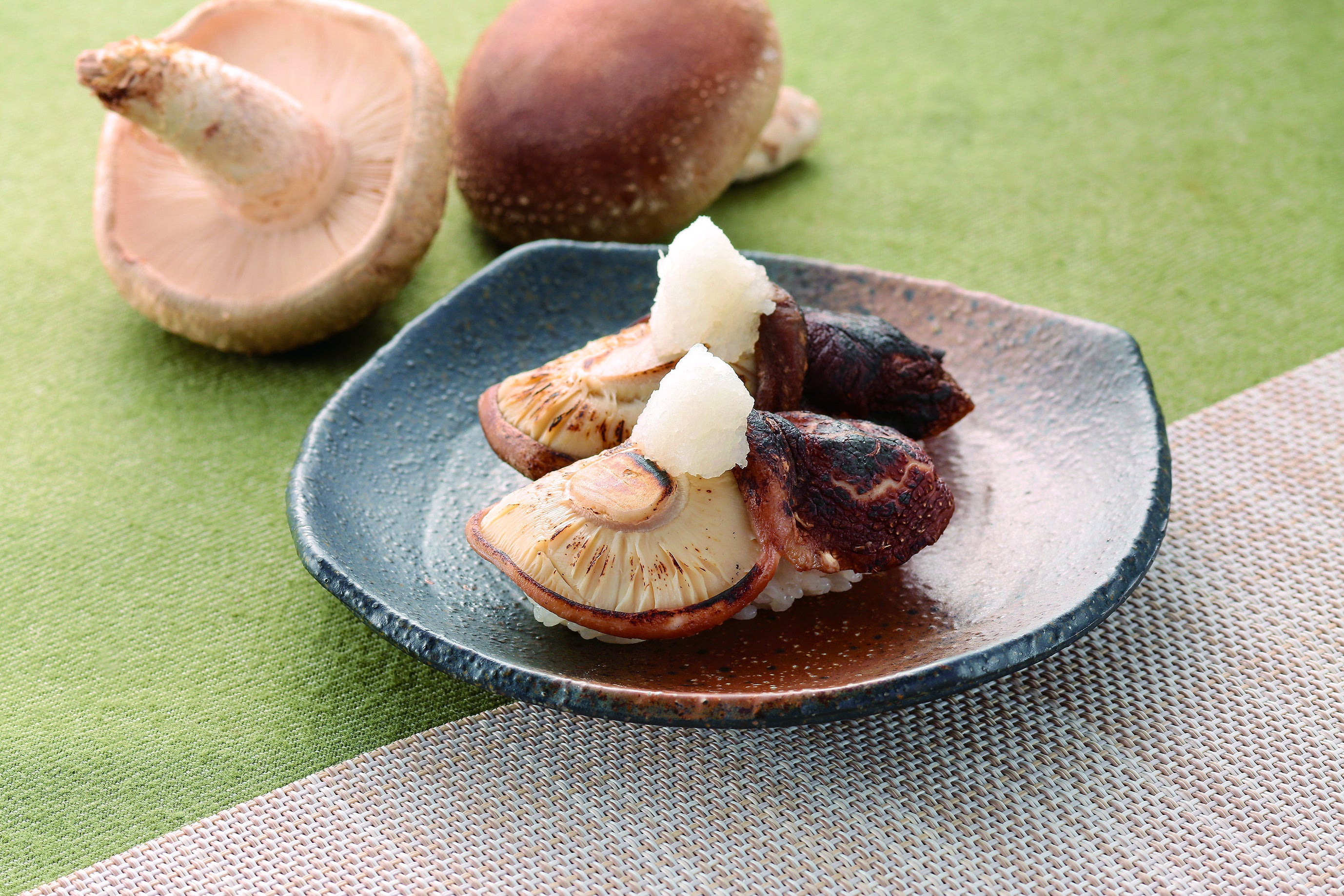 【寿司鷹】 炙りしいたけ(2貫)　253円