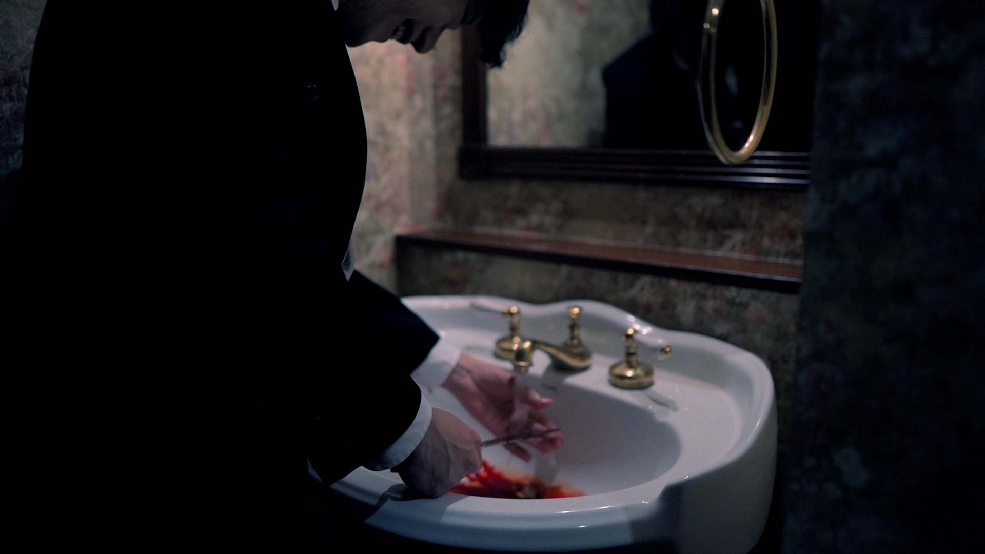 兄、奏の目的とは。