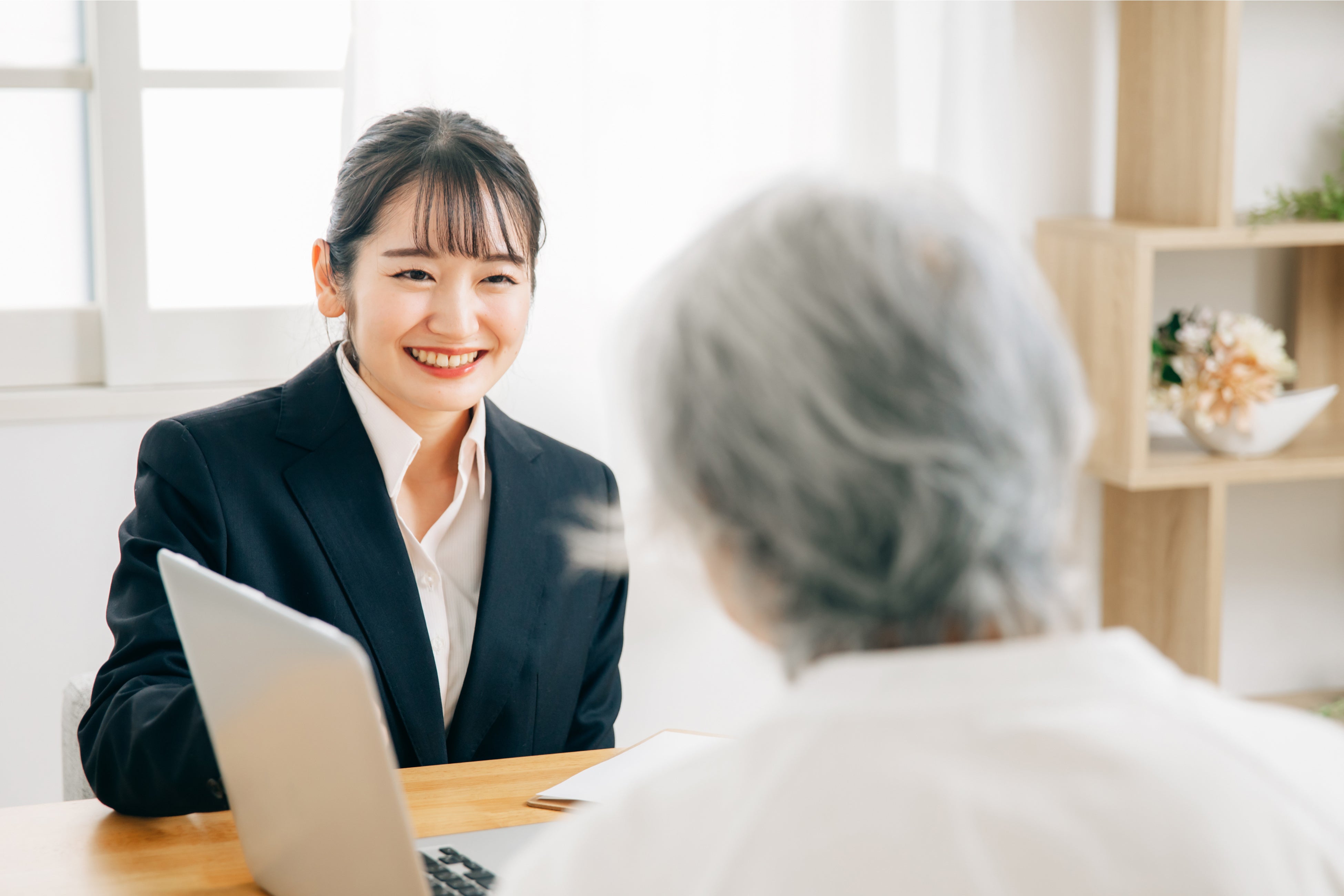 終活が広まる中で遺品整理・生前整理業者の活躍の場が拡大しています