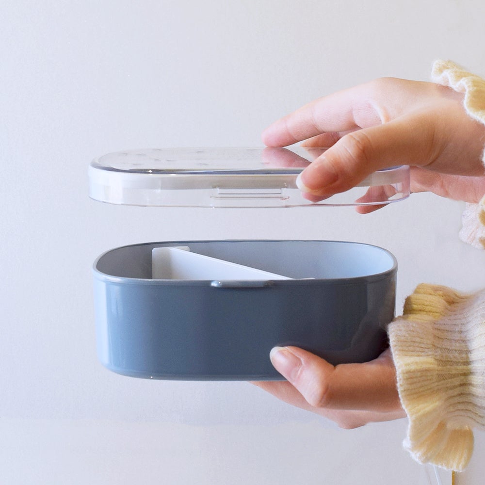 止め具がなくてもしっかり止まるフタ