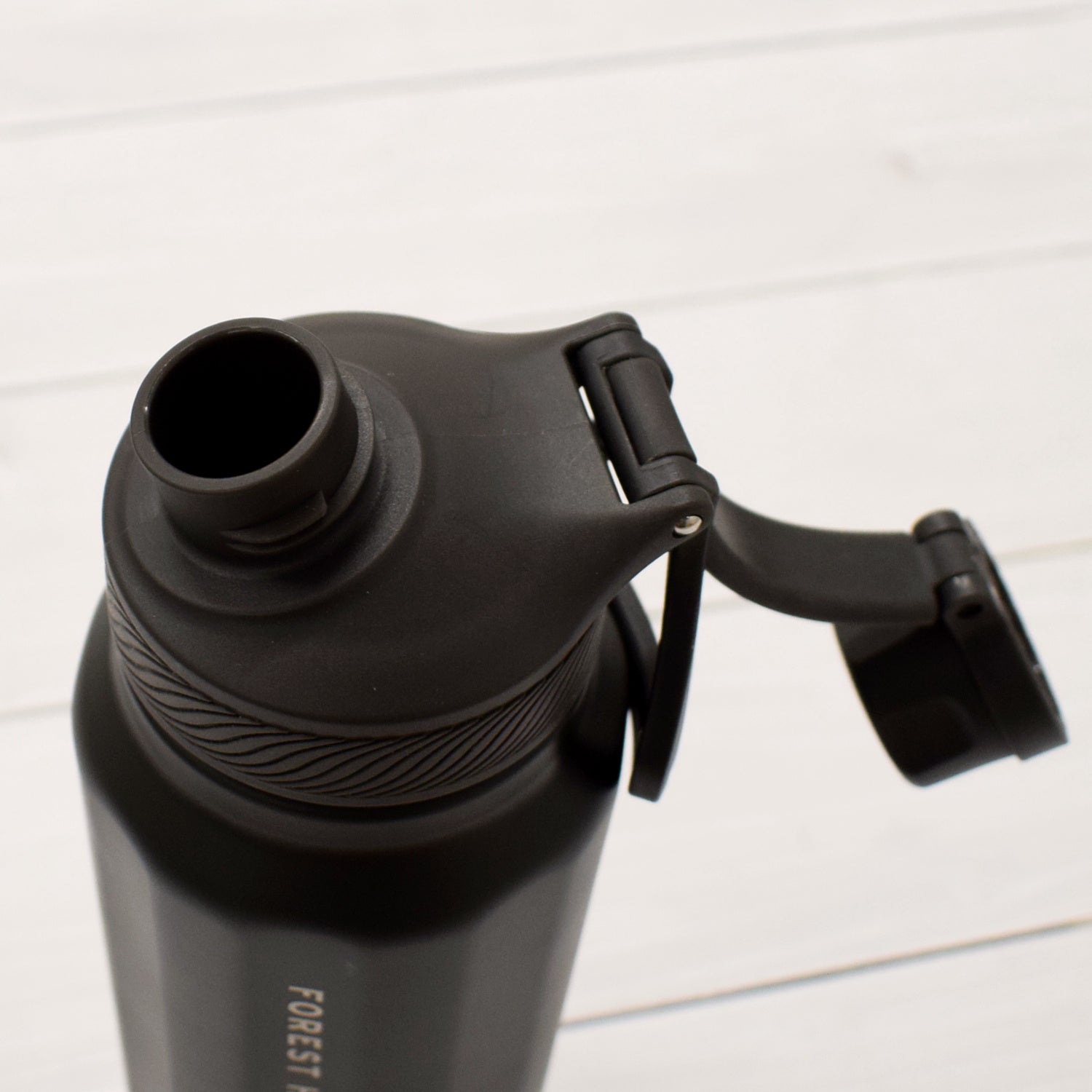 すぐに飲める飲み口タイプ