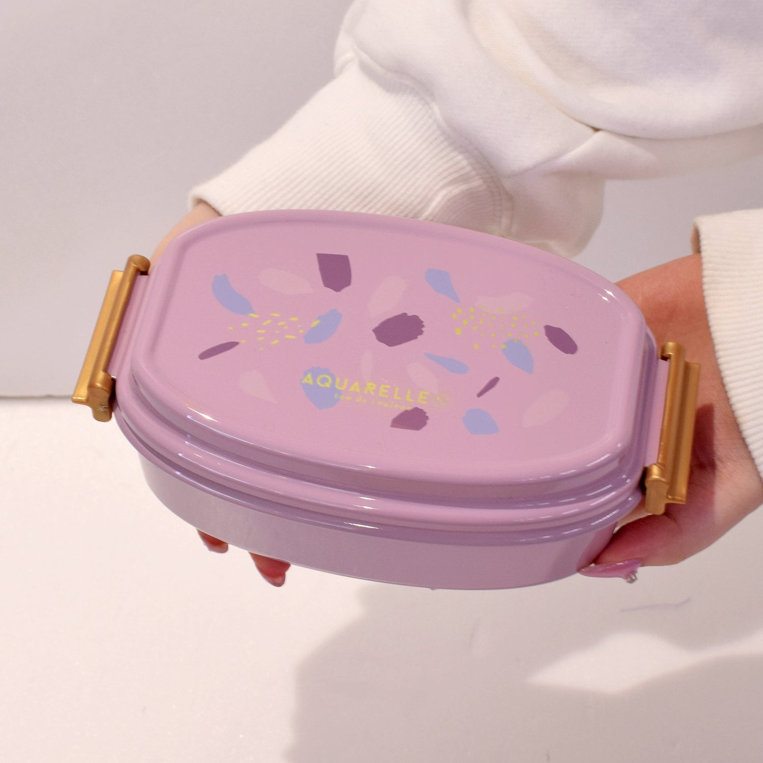 手になじむ形状