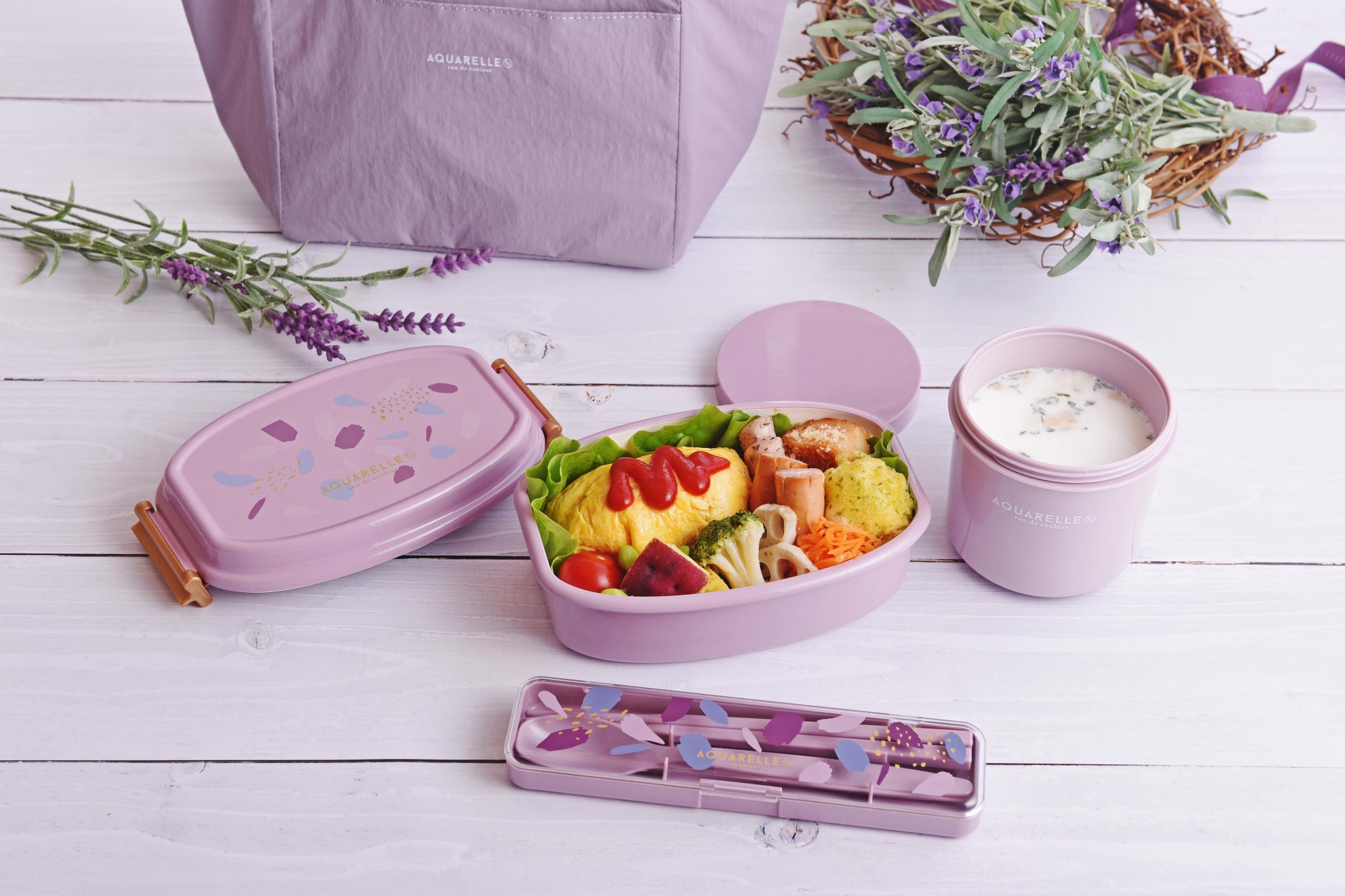 のっけ弁やオムライスなどのお弁当の時には1段で。