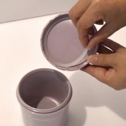 フタにはパッキンが付いています