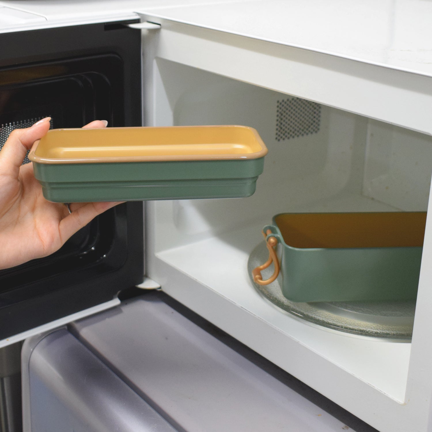 本体は電子レンジ対応