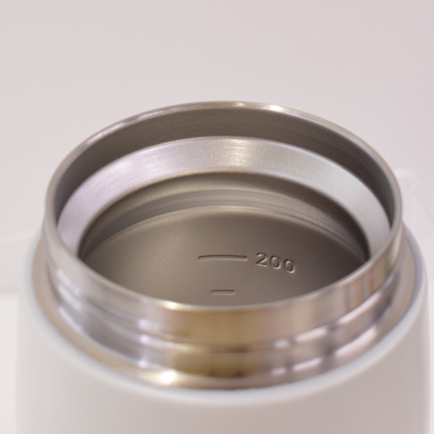 湯量・水量の目安が分かる目盛り付き