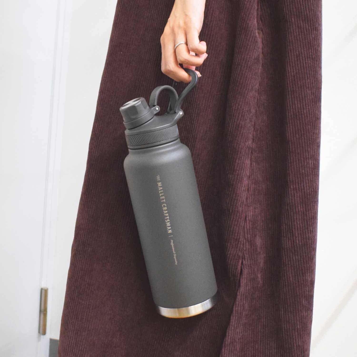 フタ部分に持ち手あり