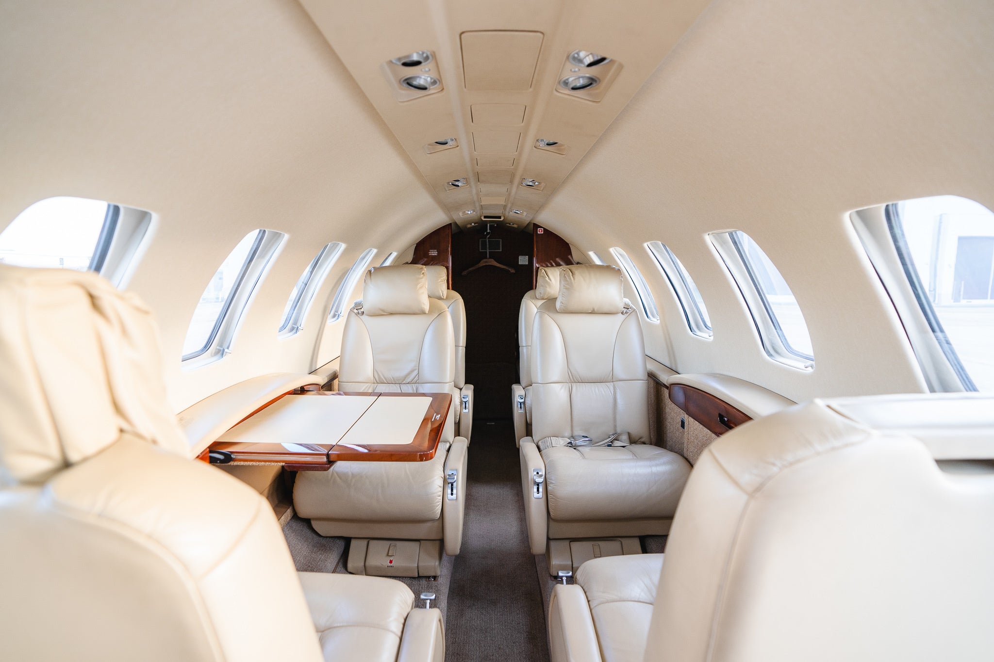プライベートジェットCJ2＋内装