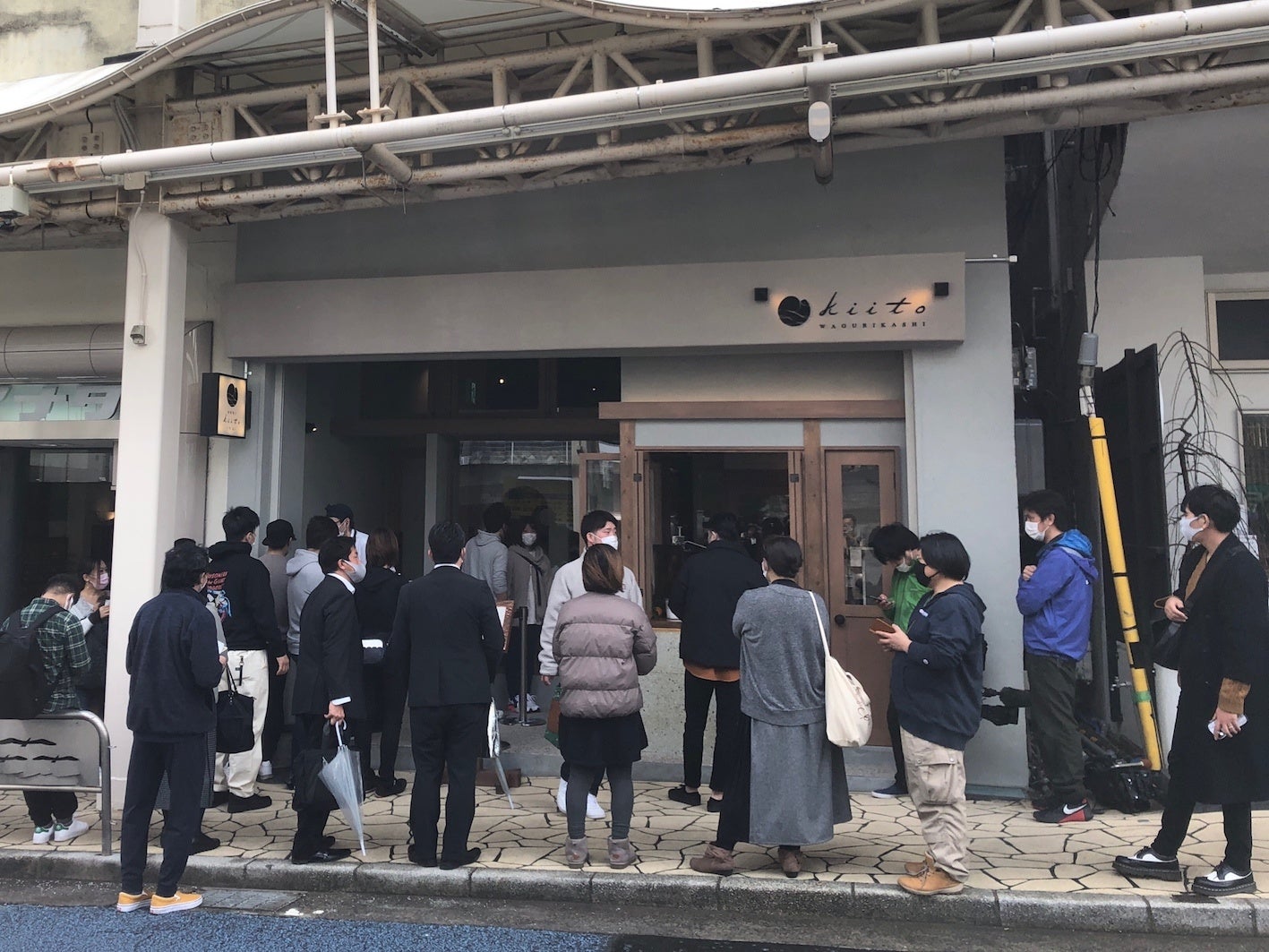 熱海銀座商店街で行列ができる店に