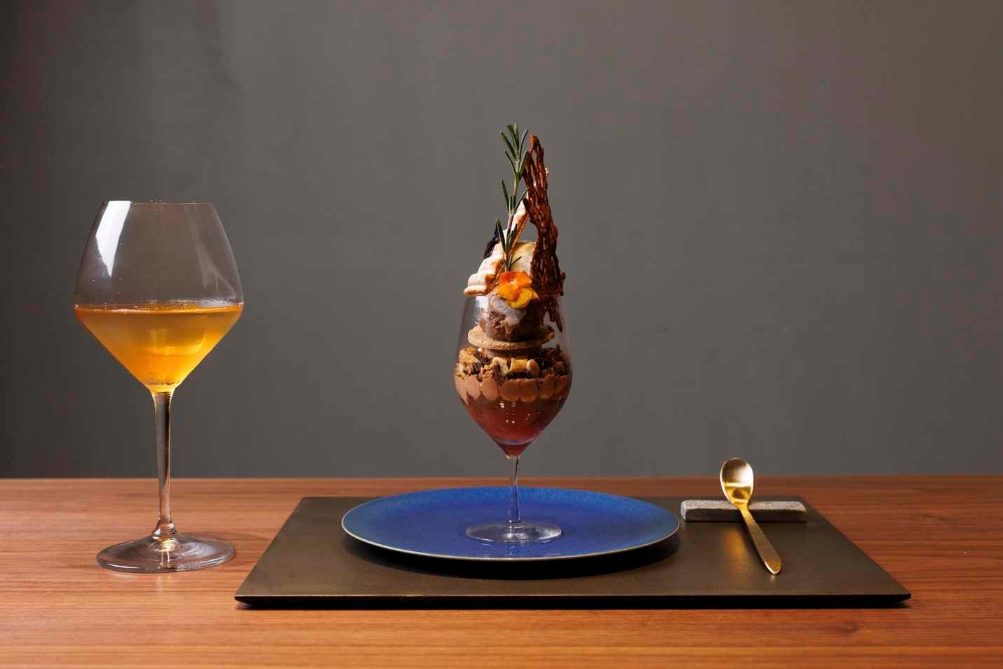 オレンジと黄色の熱海楓景　名有 オレンジと黄色の熱海楓景 名有