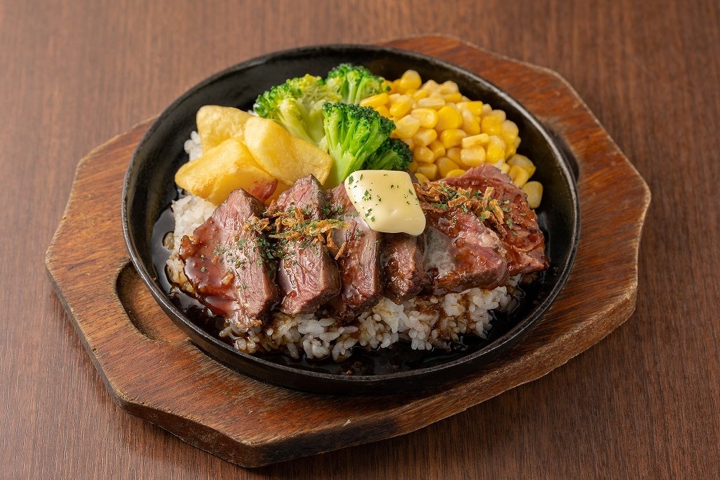 （スパイシージンジャー）ステーキオーバーライス