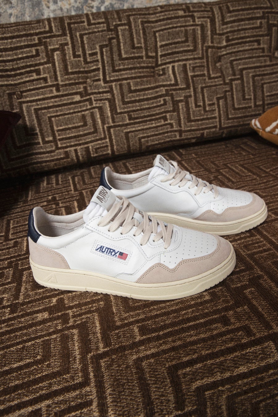 アメリカ テキサス州で誕生したスニーカーブランド Autry オートリー の取り扱い開始を記念し Atmos 新宿店でpop Up Storeをオープン Foot Locker Atmos Japan合同会社のプレスリリース アメリカ テキサス州で誕生したスニーカーブランド Autry オートリー の取り扱い開始を記念し Atmos 新宿店でpop Up Storeをオープン Foot Locker Atmos Japan合同会社のプレスリリース