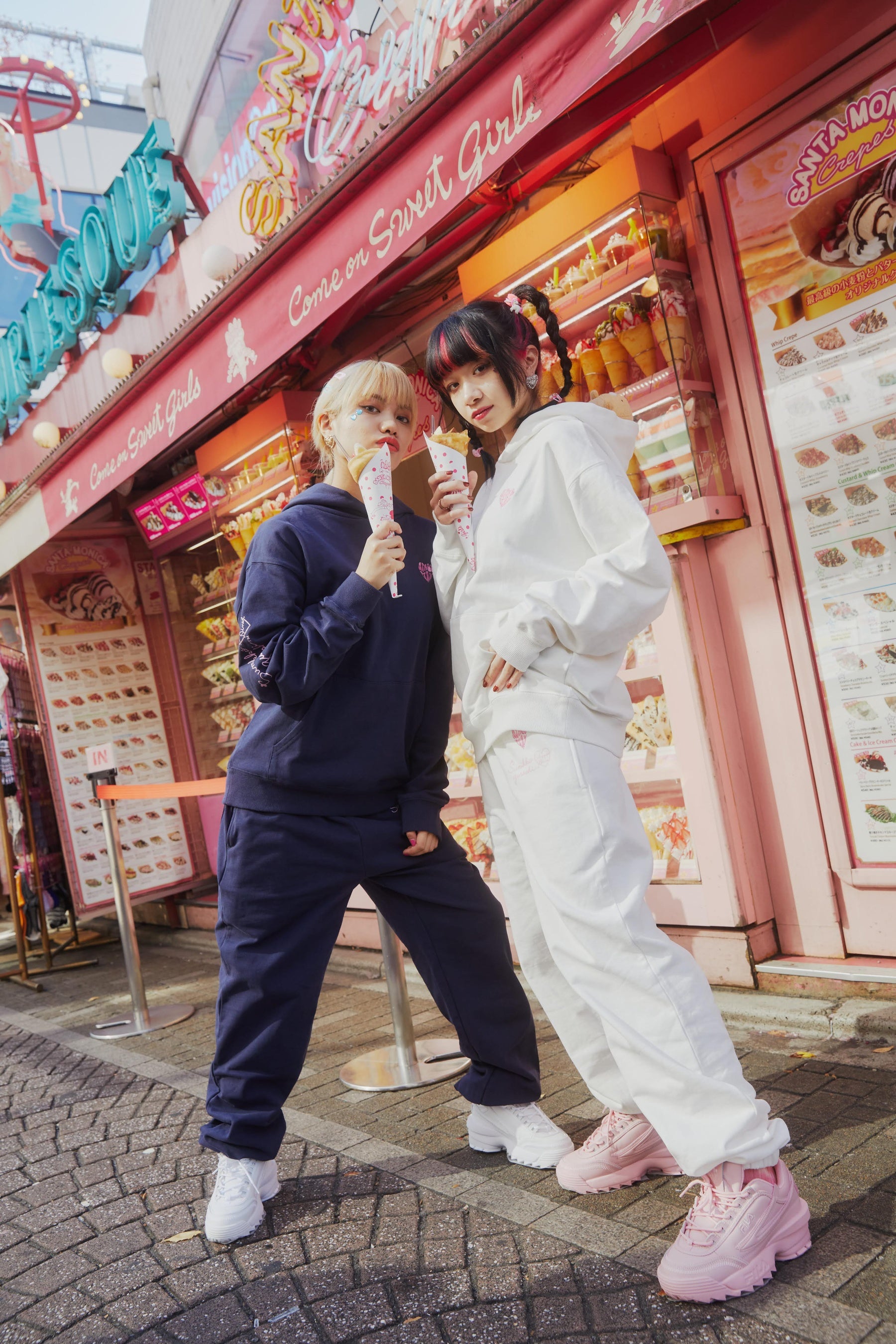 【美品】Two Moon WAR PAINTディアスキンパイピング スウェット TWO MOON WAR PAINT Deerskin piping