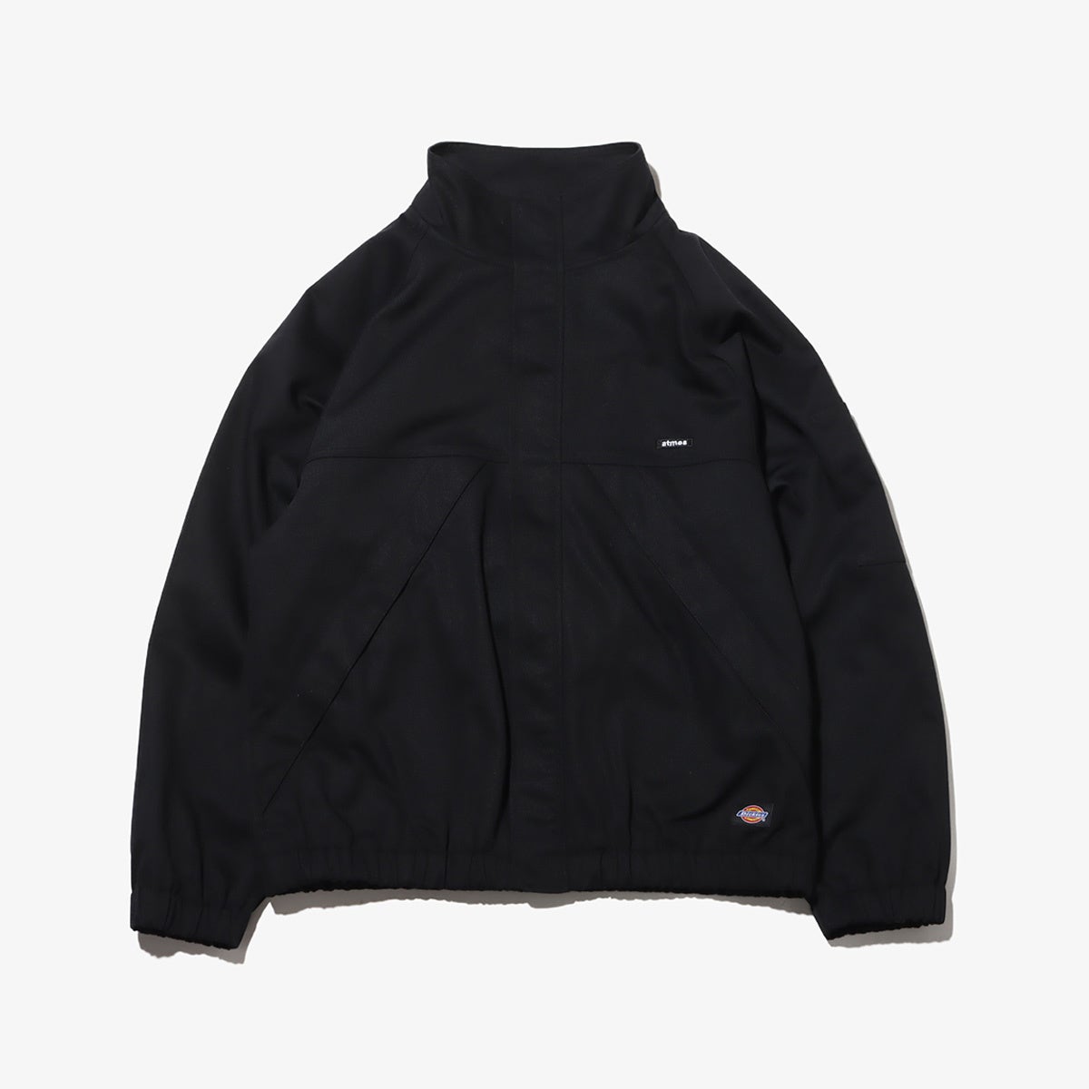 アトモス　ディッキーズ　アウター アメリカ発の老舗ブランド「Dickies」と「atmos」がタッグを組み