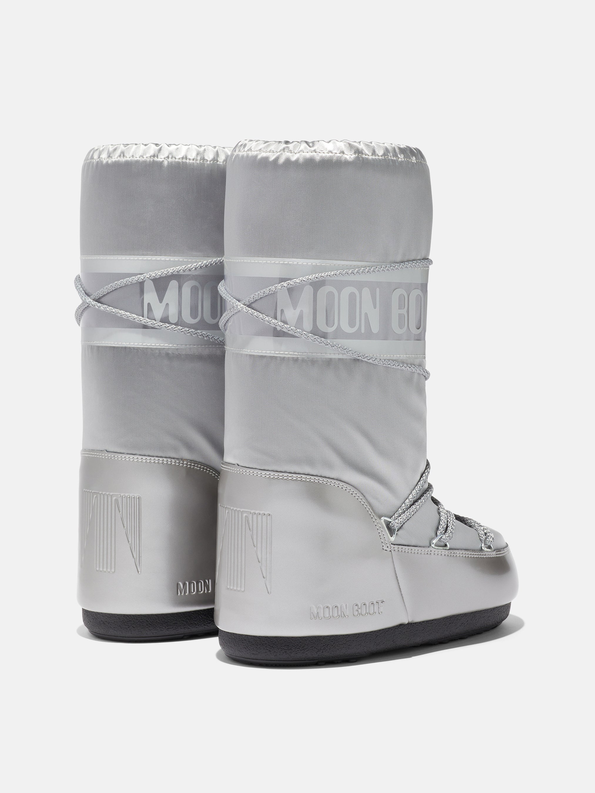 【MOON BOOT】モコモコ フォーファー ビーズ ミュール【送関込】 宇宙飛行士の服装から着想されたユニークなシルエットが話題の
