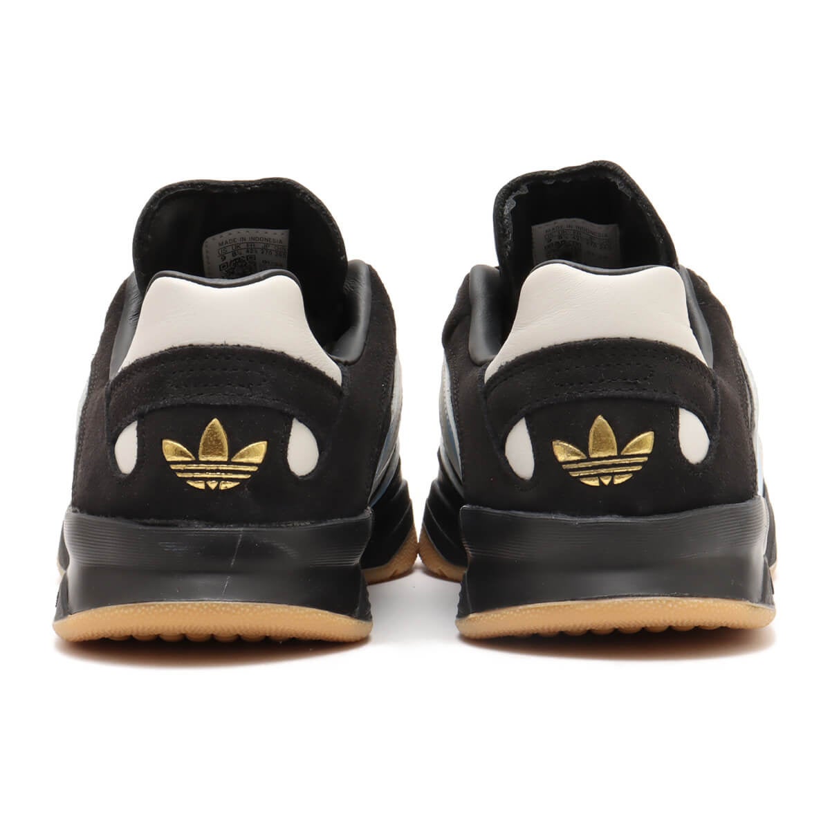 adidas PREDATOR MUNDIAL atmos別注 adidasが誇るフットボールスパイクをルーツとする一足からatmos